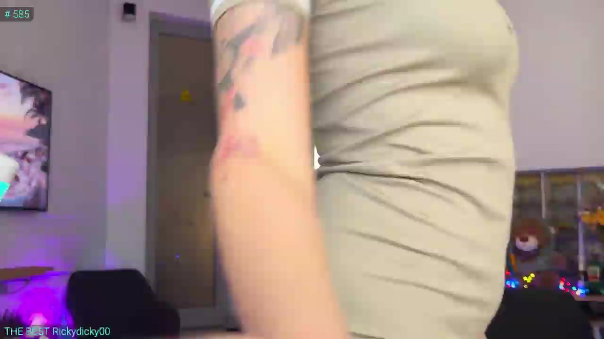 Gallery image thumbnail from AlexiAngel's myfreecams stream on, 08/18/2026, 07:01 image 15 of 20