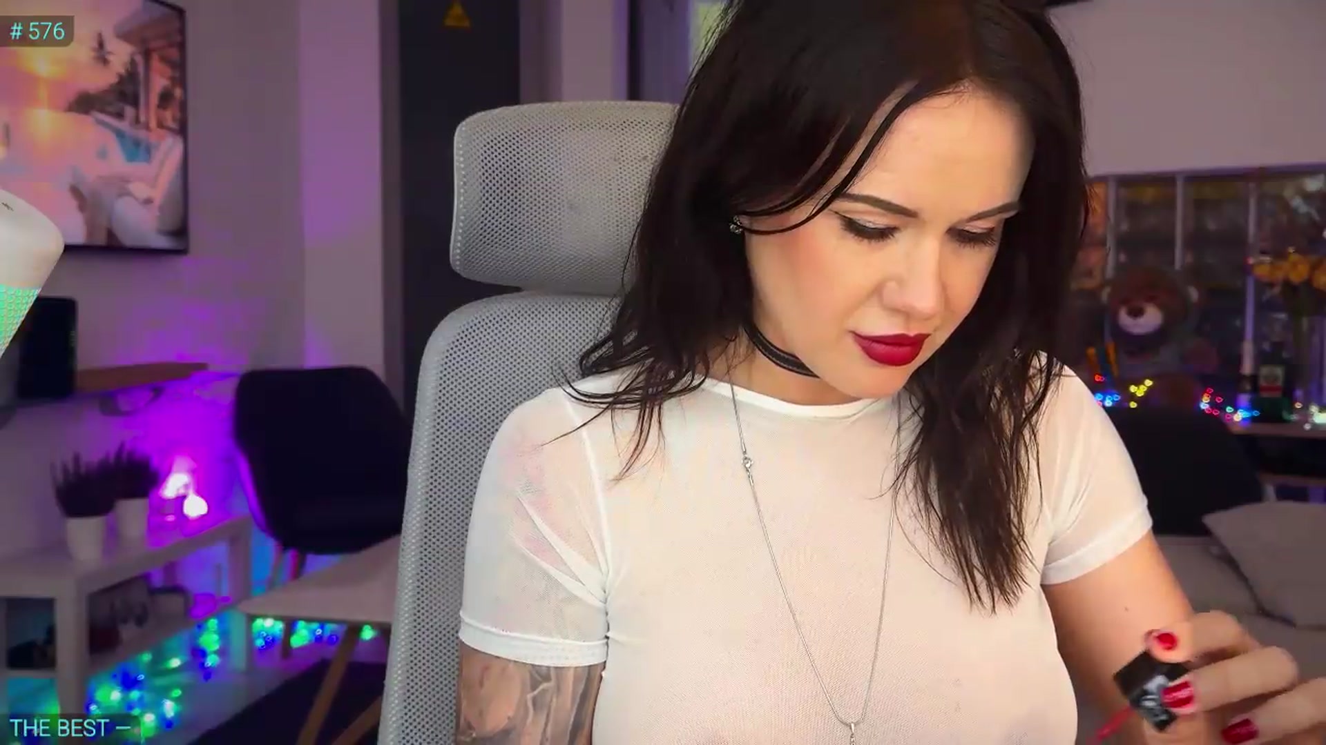 Gallery image thumbnail from AlexiAngel's myfreecams stream on, 08/18/2026, 16:38 image 3 of 20