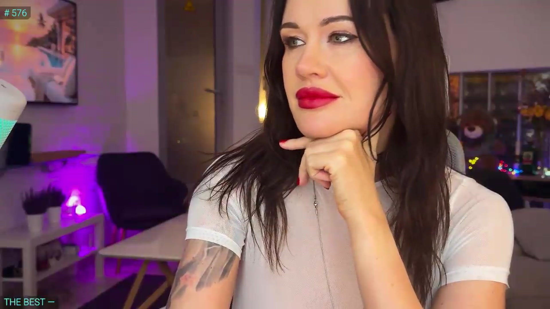 Gallery image thumbnail from AlexiAngel's myfreecams stream on, 08/18/2026, 16:38 image 5 of 20