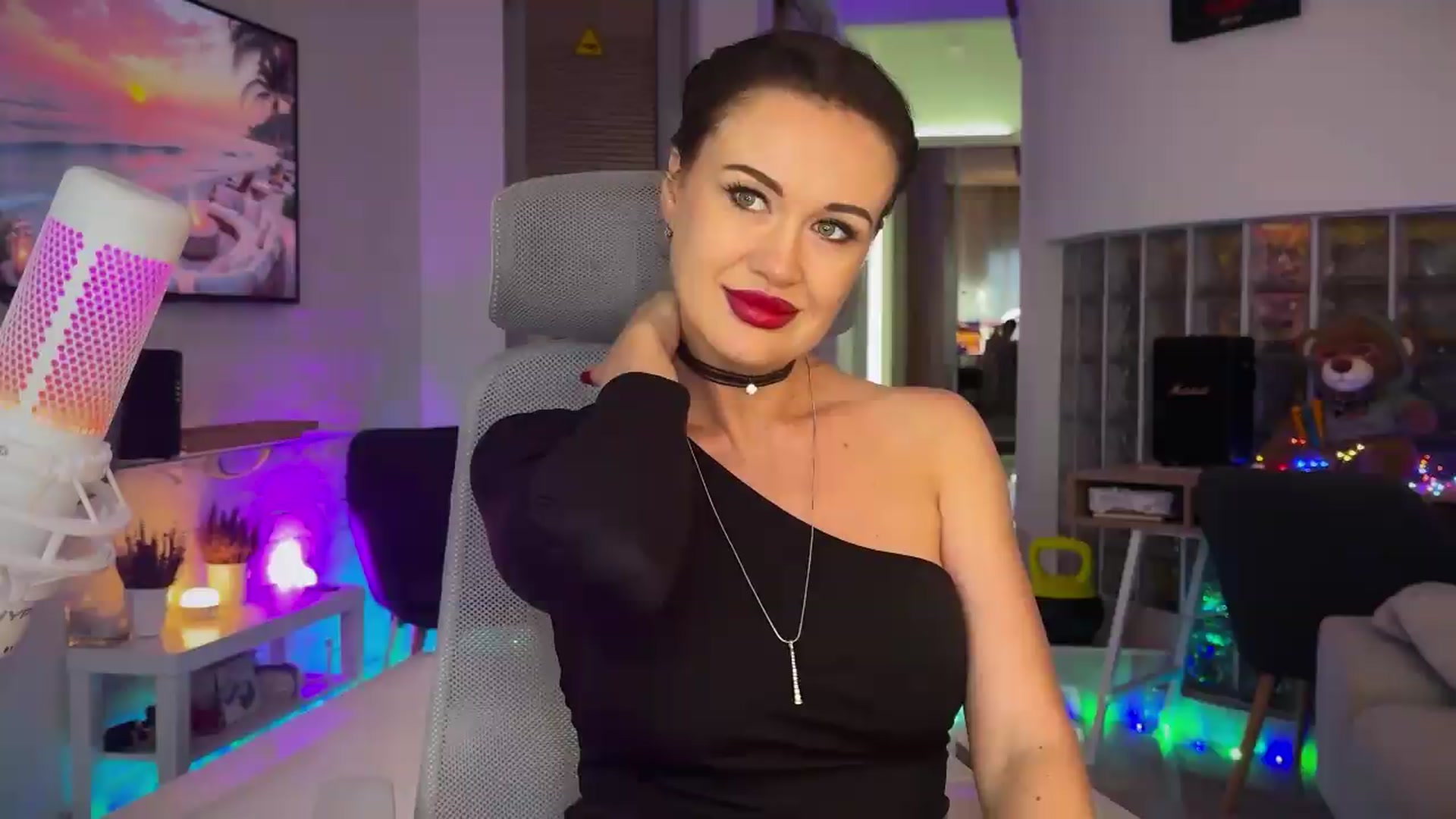 Gallery image thumbnail from AlexiAngel's myfreecams stream on, 08/27/2026, 16:33 image 2 of 20