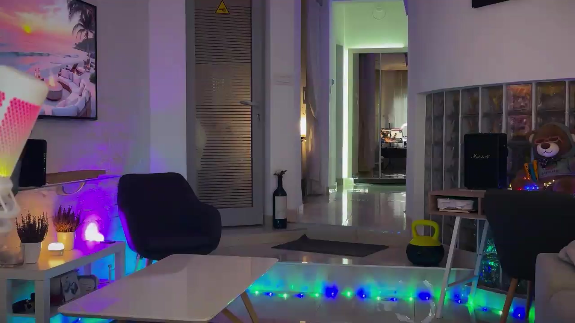 Gallery image thumbnail from AlexiAngel's myfreecams stream on, 08/28/2026, 05:09 image 16 of 20