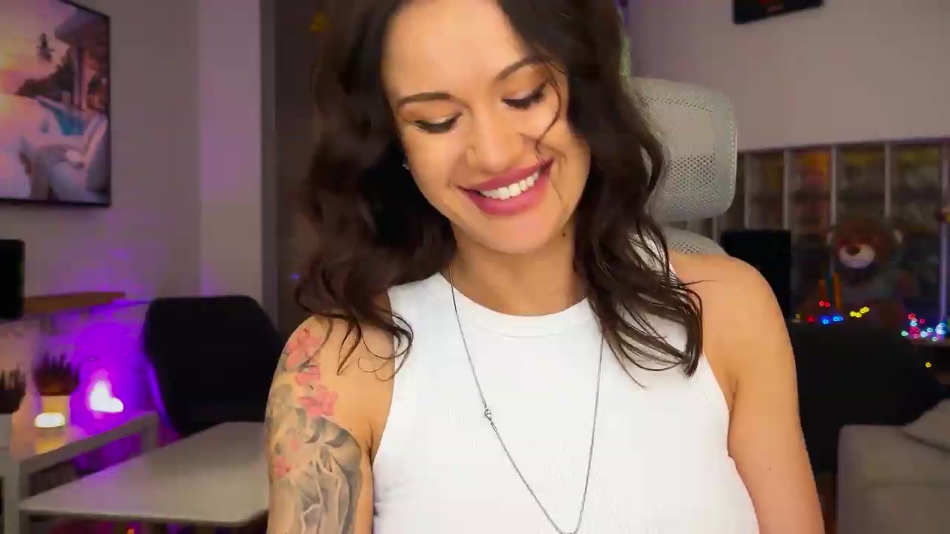Gallery image thumbnail from AlexiAngel's myfreecams stream on, 09/03/2026, 07:06 image 20 of 20
