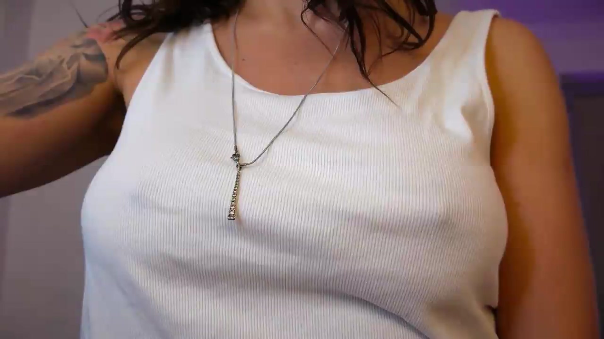 Gallery image thumbnail from AlexiAngel's myfreecams stream on, 09/05/2026, 17:59 image 15 of 20