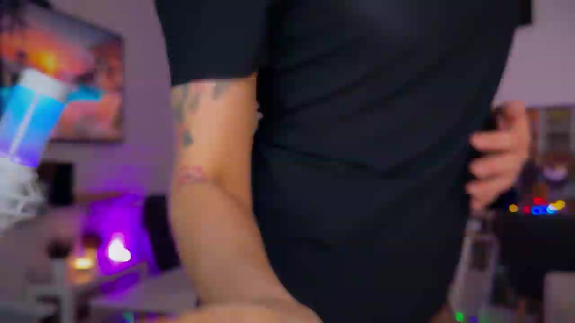 Gallery image thumbnail from AlexiAngel's myfreecams stream on, 09/06/2026, 15:26 image 20 of 20