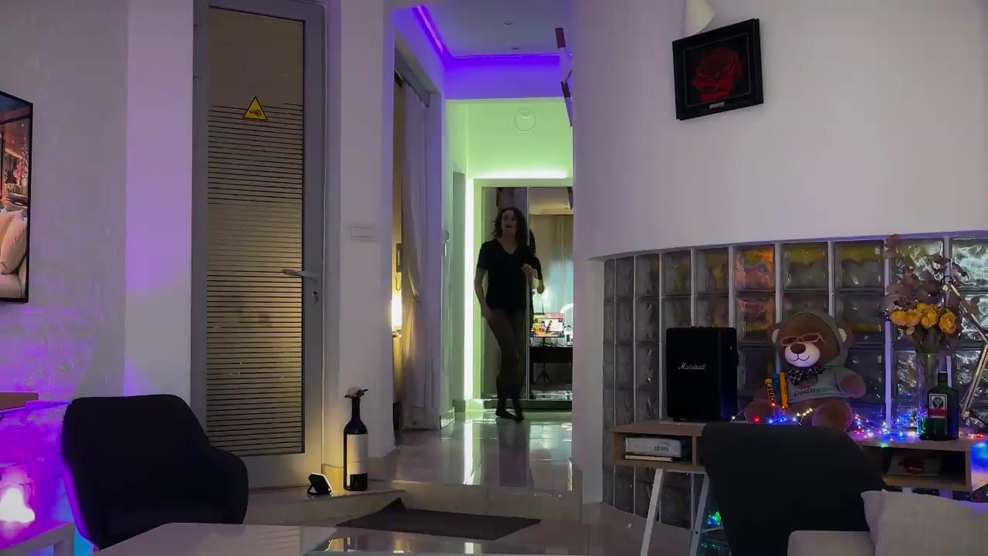 Gallery image thumbnail from AlexiAngel's myfreecams stream on, 09/06/2026, 16:35 image 13 of 20