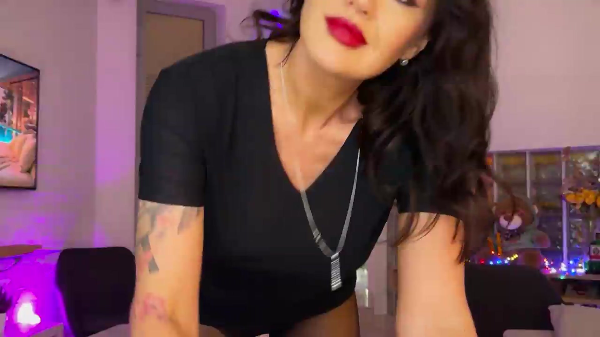 Gallery image thumbnail from AlexiAngel's myfreecams stream on, 09/06/2026, 16:35 image 15 of 20
