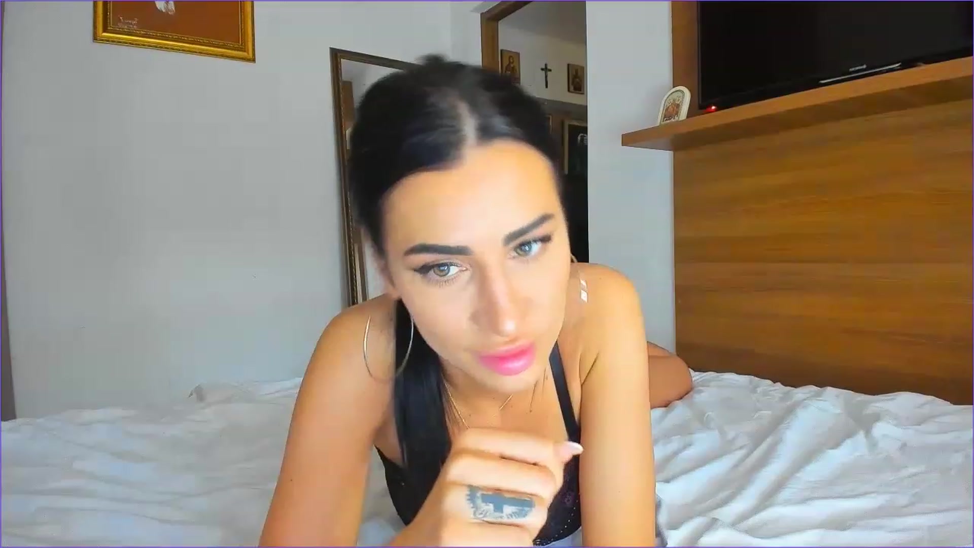 Gallery image thumbnail from AlexiaStephan's myfreecams stream on, 04/05/2023, 12:02 image 15 of 20