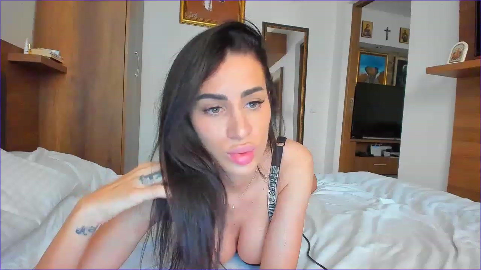 Gallery image thumbnail from AlexiaStephan's myfreecams stream on, 06/24/2023, 14:57 image 20 of 20