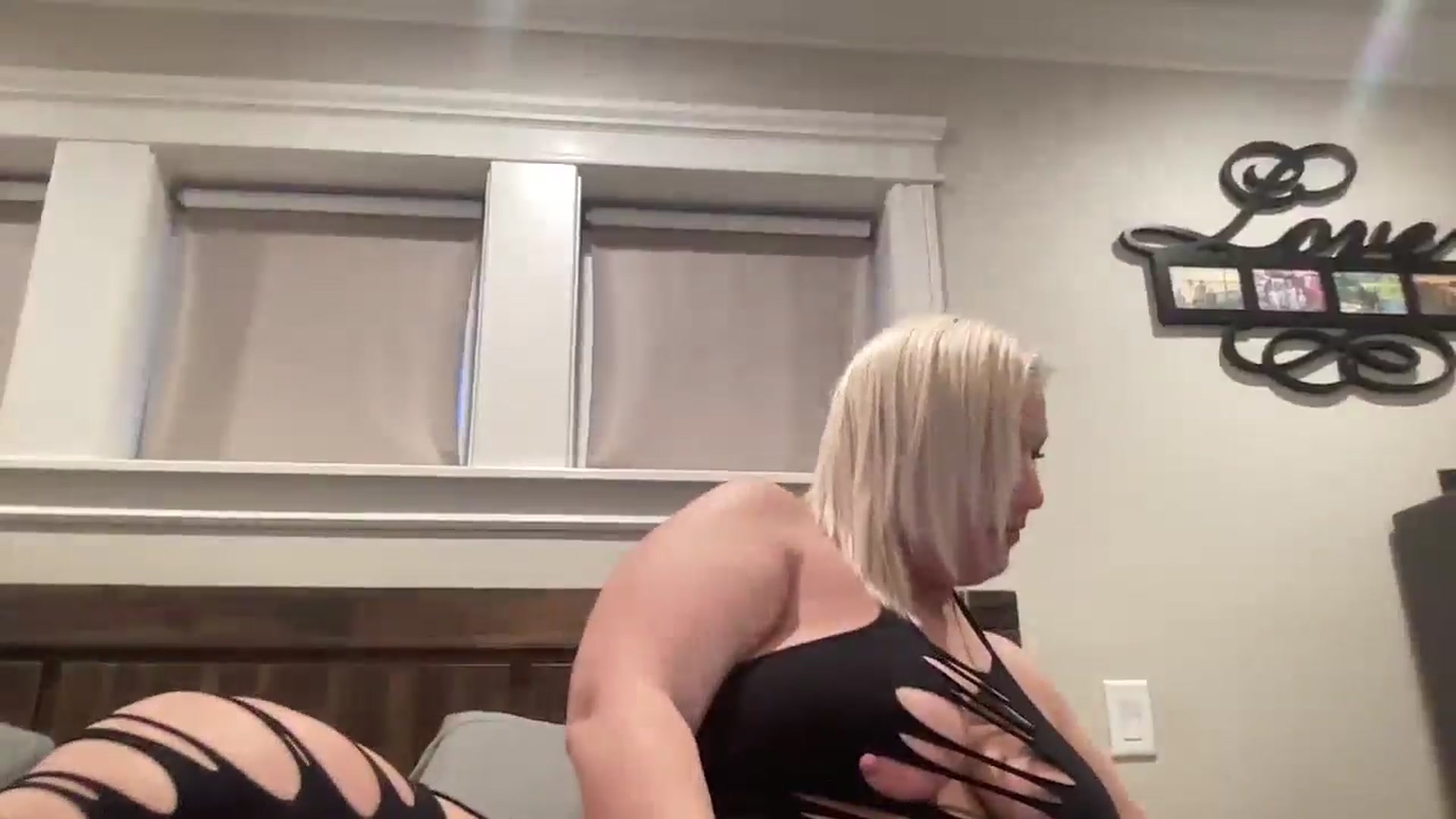 Gallery image thumbnail from AlexiaTripp's myfreecams stream on, 02/15/2025, 15:15 image 19 of 20