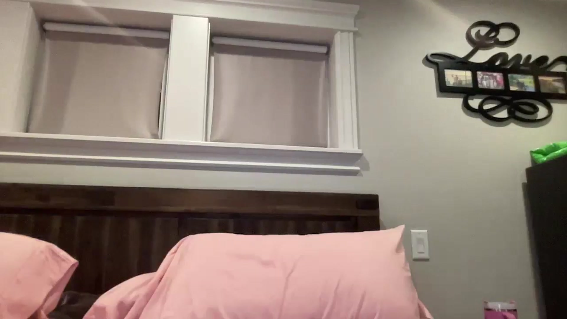 Gallery image thumbnail from AlexiaTripp's myfreecams stream on, 04/16/2025, 12:37 image 5 of 20