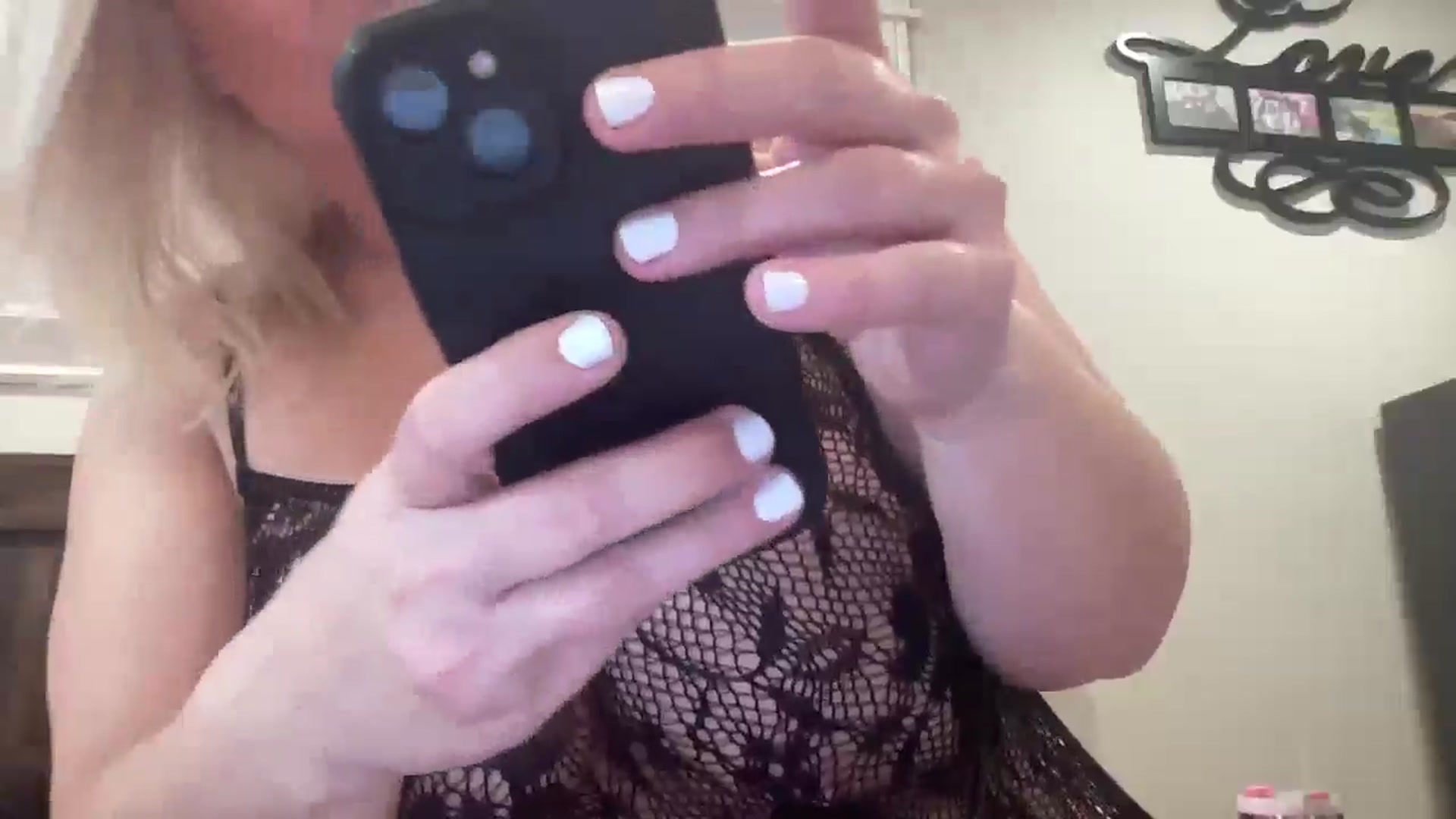 Gallery image thumbnail from AlexiaTripp's myfreecams stream on, 05/30/2025, 14:14 image 8 of 20