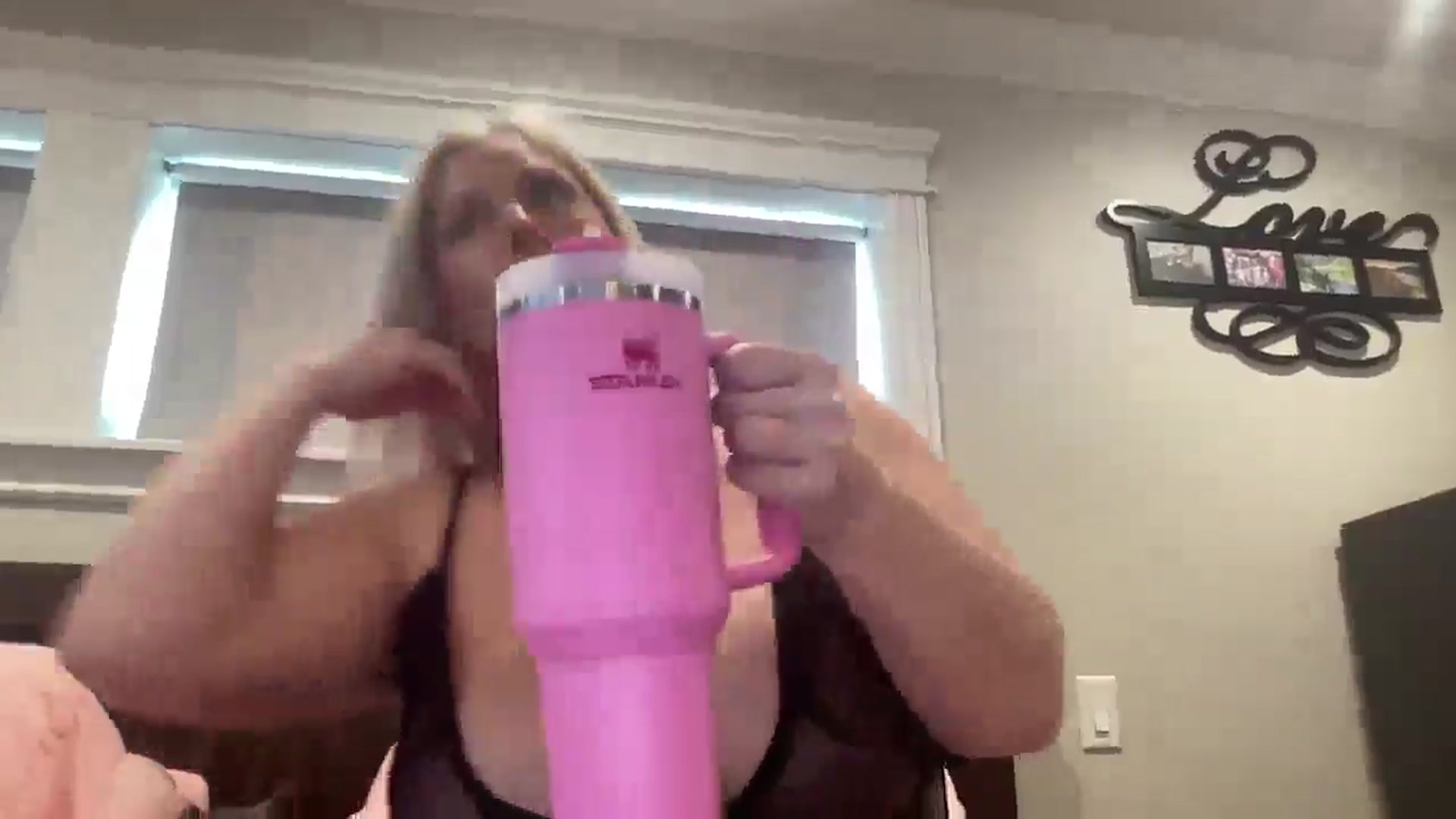 Gallery image thumbnail from AlexiaTripp's myfreecams stream on, 06/01/2025, 16:24 image 5 of 20