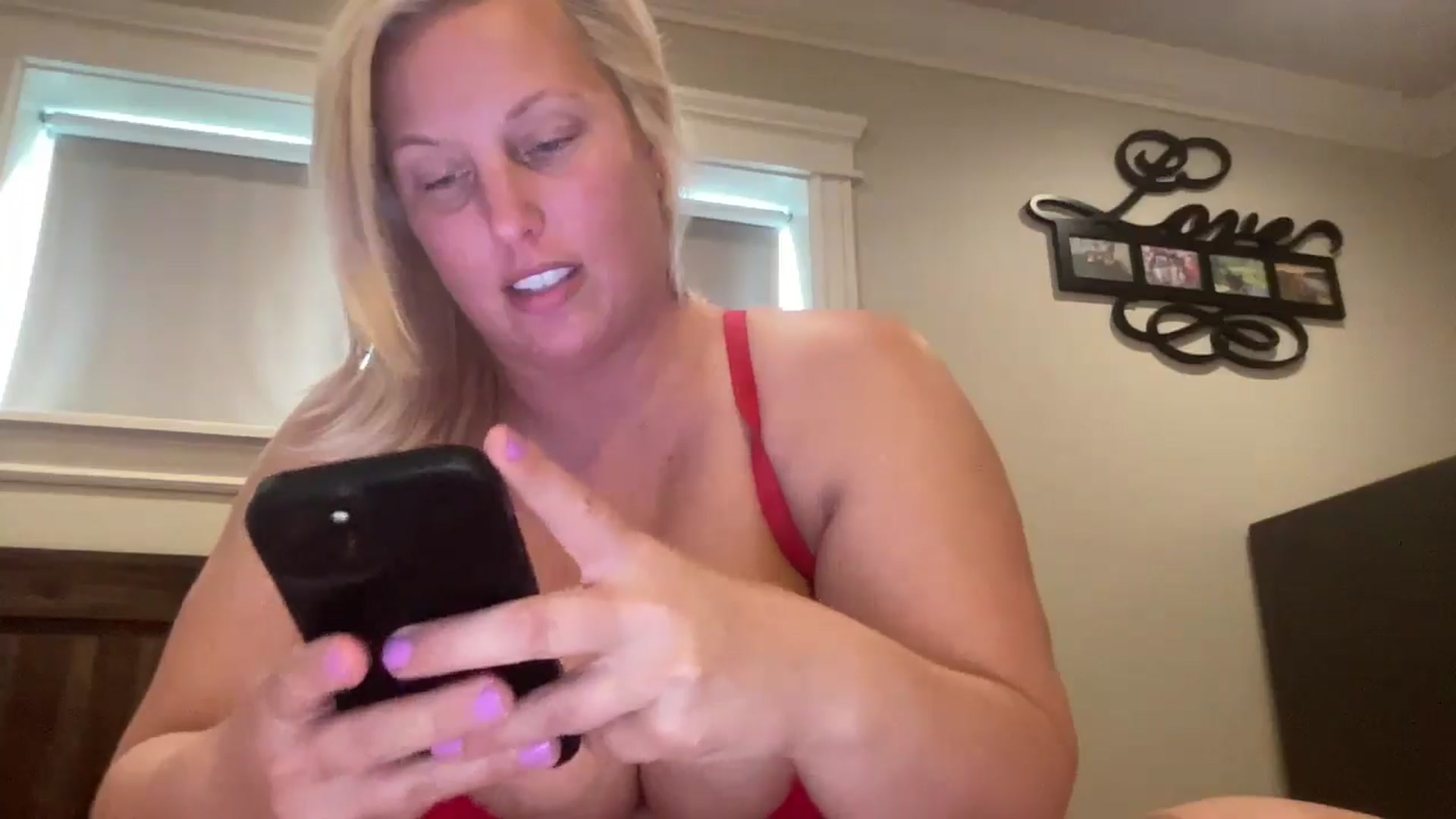 Gallery image thumbnail from AlexiaTripp's myfreecams stream on, 07/26/2025, 18:51 image 13 of 20