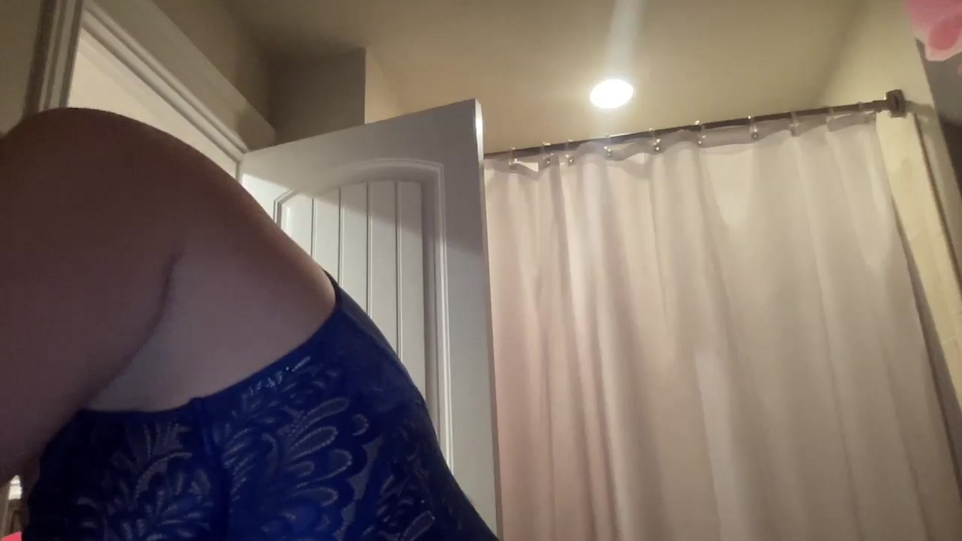 Gallery image thumbnail from AlexiaTripp's myfreecams stream on, 04/19/2026, 13:10 image 19 of 20