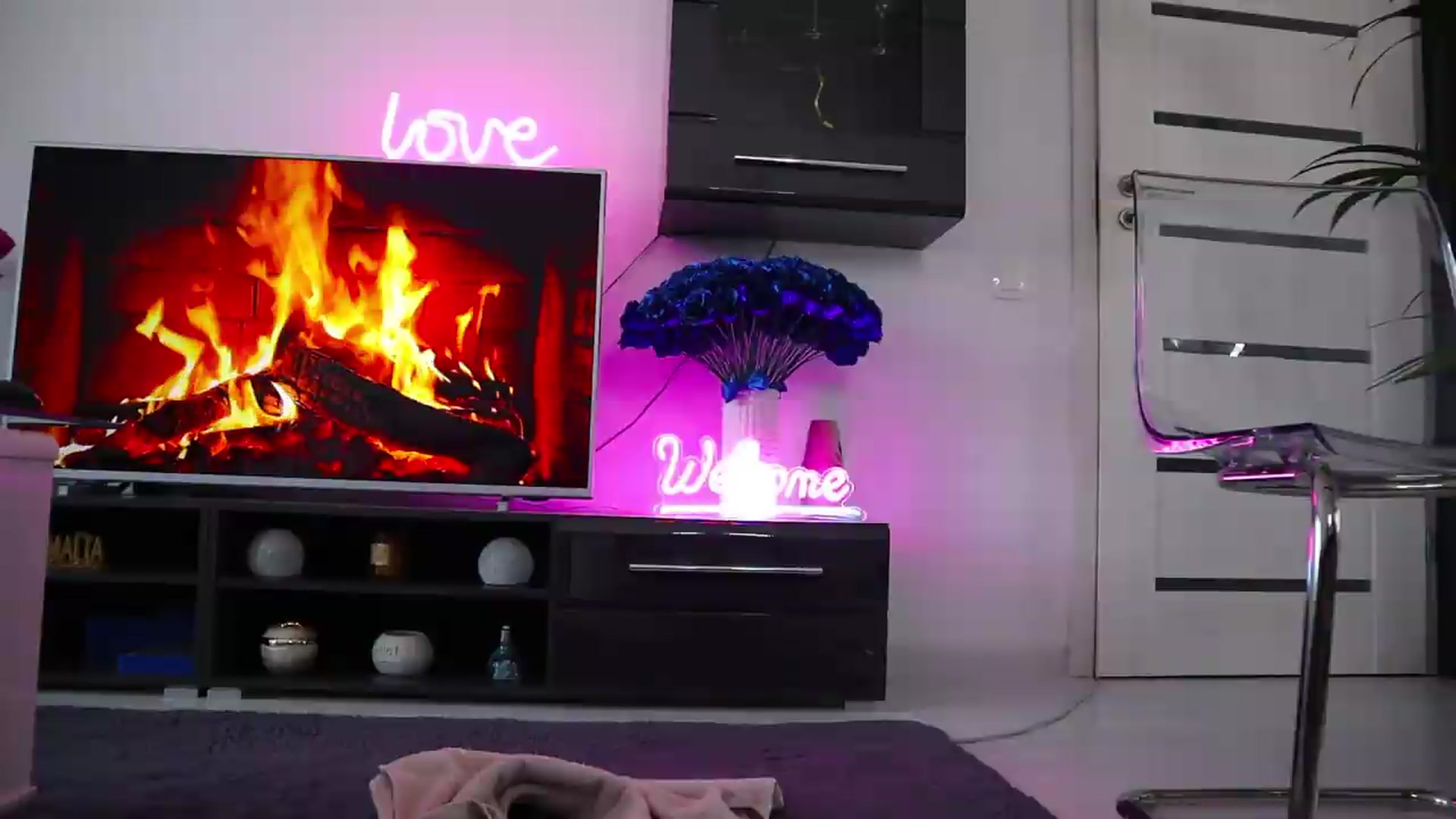 Gallery image thumbnail from AlexiaZya's myfreecams stream on, 06/29/2026, 12:30 image 7 of 20