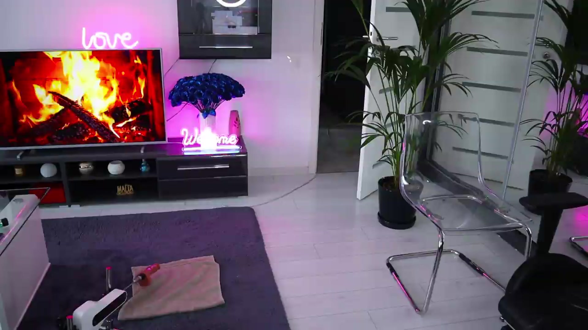 Gallery image thumbnail from AlexiaZya's myfreecams stream on, 07/02/2026, 10:17 image 13 of 20