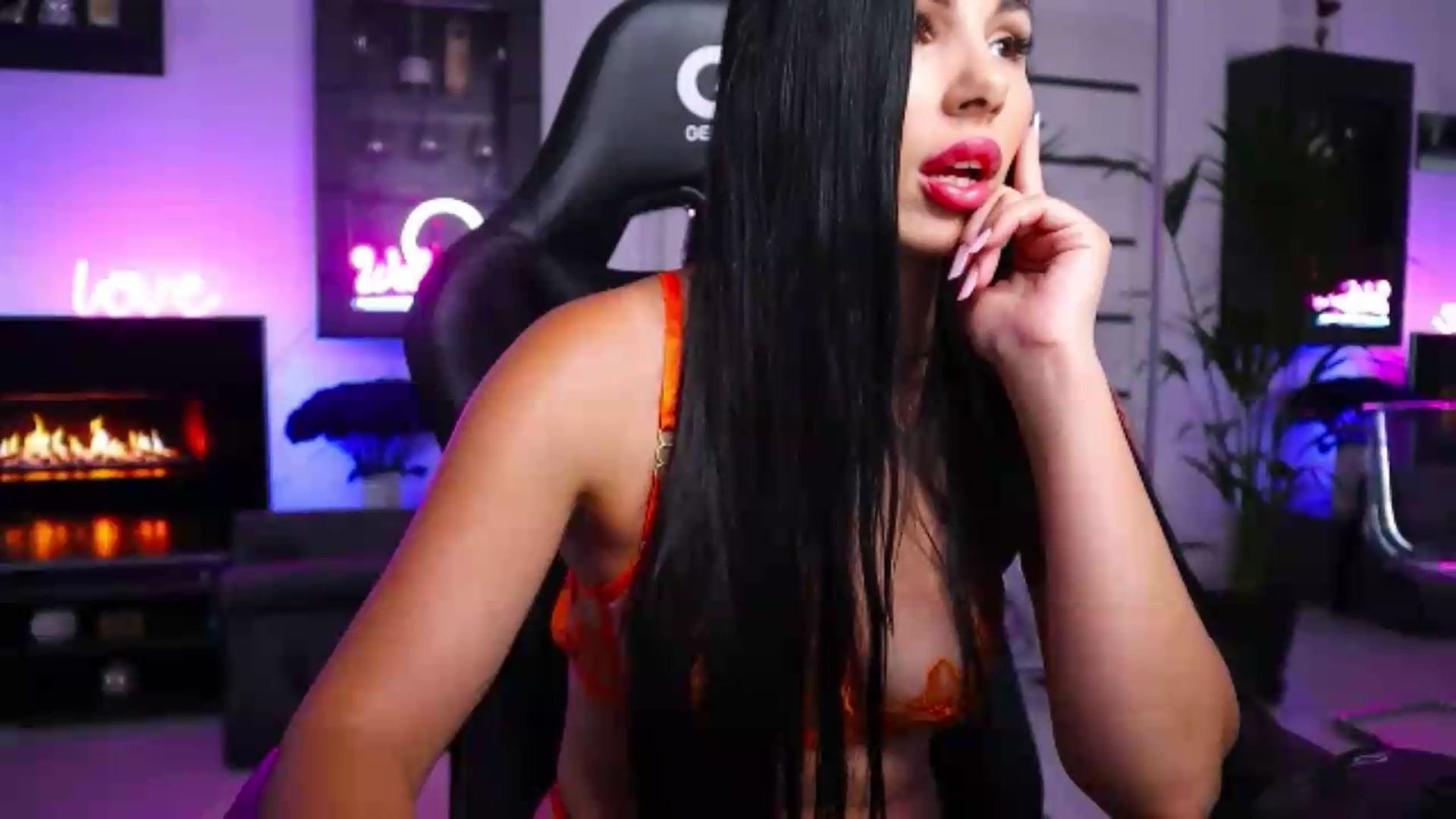 Gallery image thumbnail from AlexiaZya's myfreecams stream on, 07/27/2026, 15:32 image 2 of 20