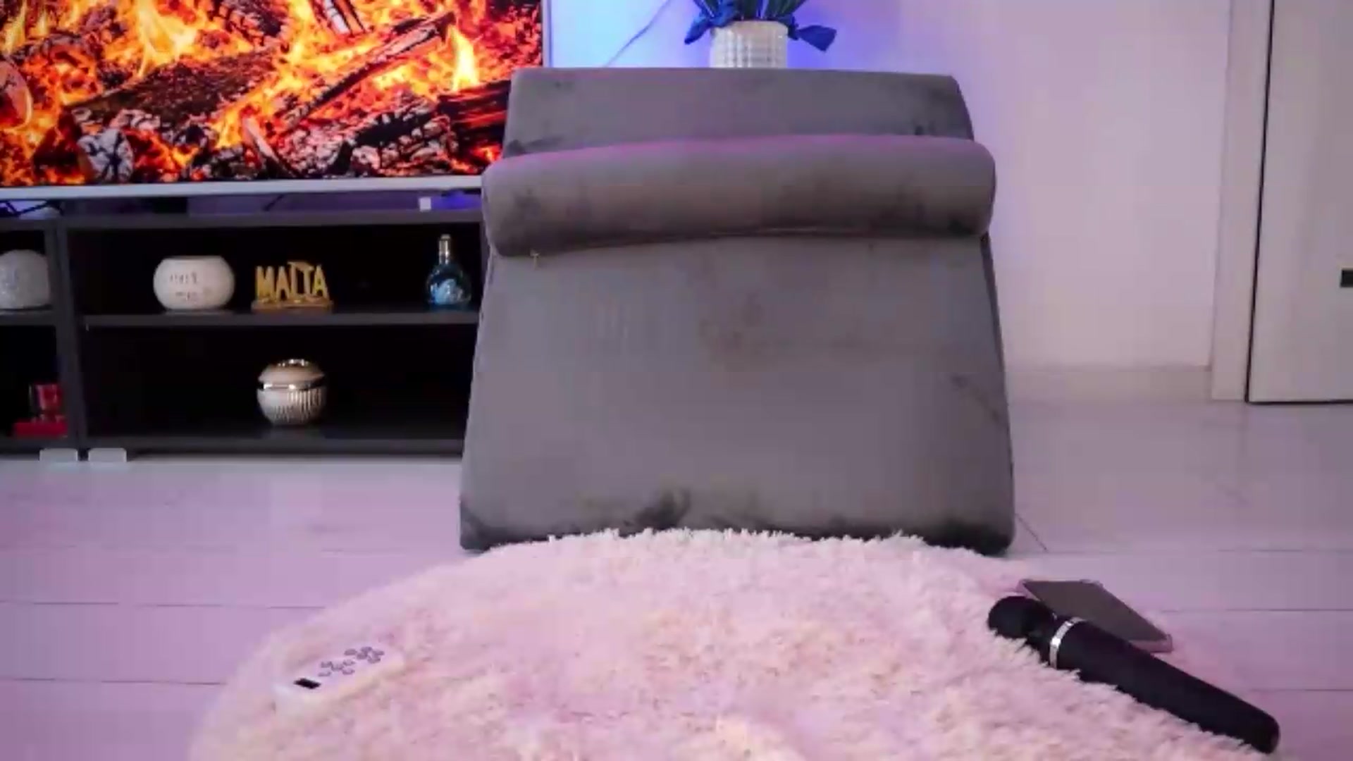 Gallery image thumbnail from AlexiaZya's myfreecams stream on, 07/28/2026, 11:54 image 15 of 20