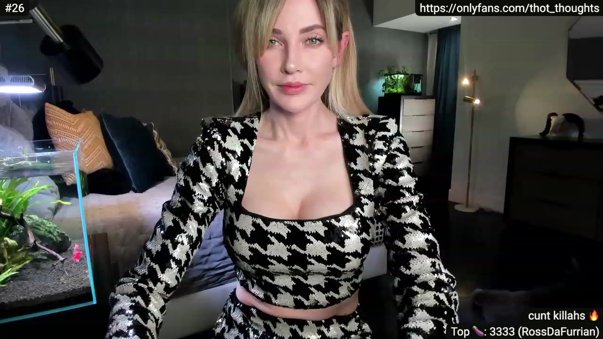 Gallery image thumbnail from Alexis's myfreecams stream on, 11/24/2022, 08:35 image 4 of 20