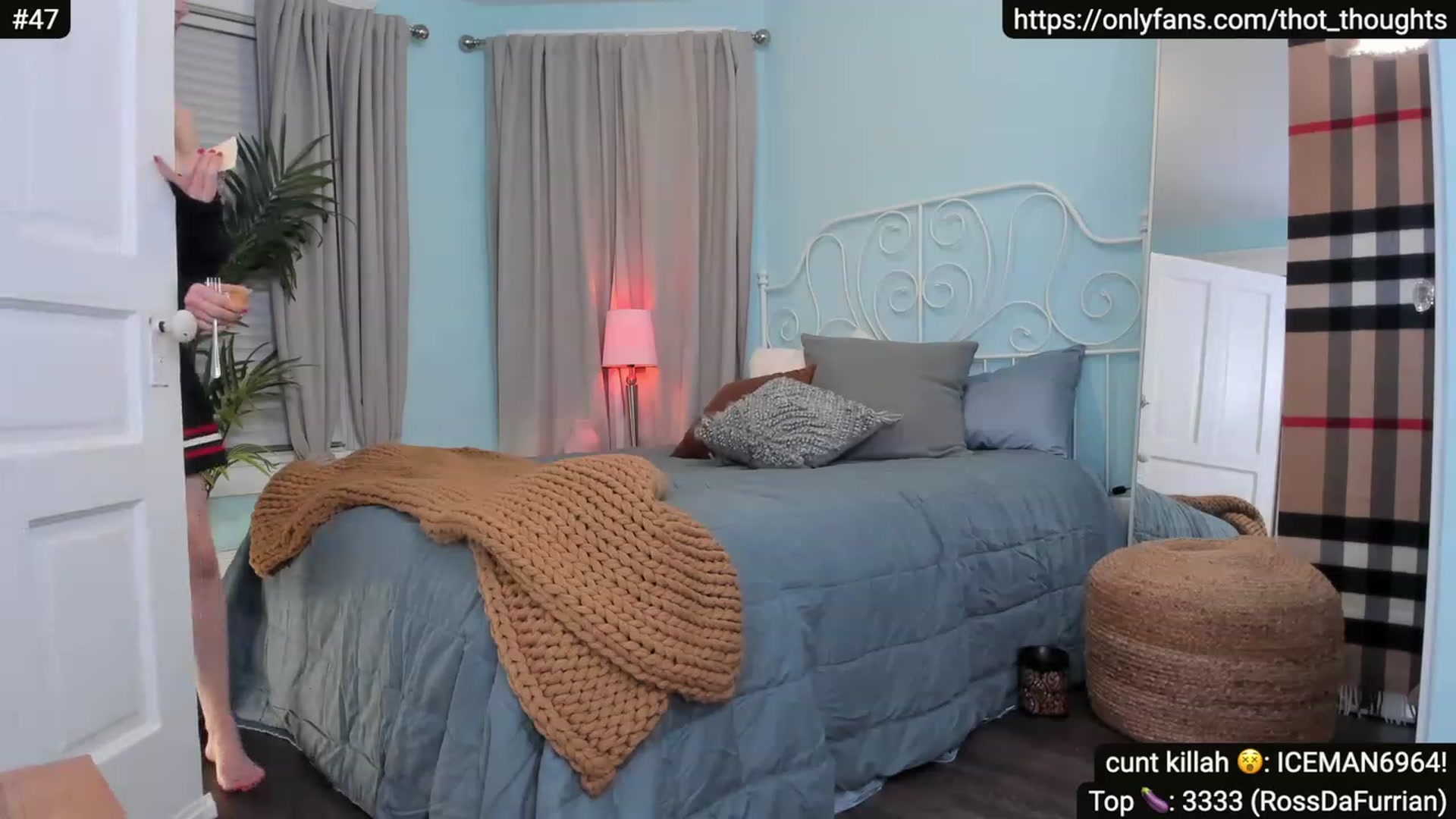 Gallery image thumbnail from Alexis's myfreecams stream on, 12/15/2022, 09:01 image 16 of 20