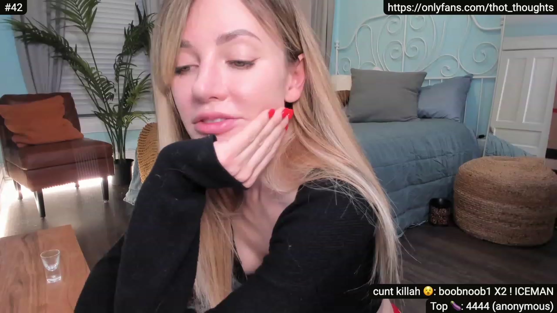 Gallery image thumbnail from Alexis's myfreecams stream on, 12/15/2022, 11:03 image 15 of 20