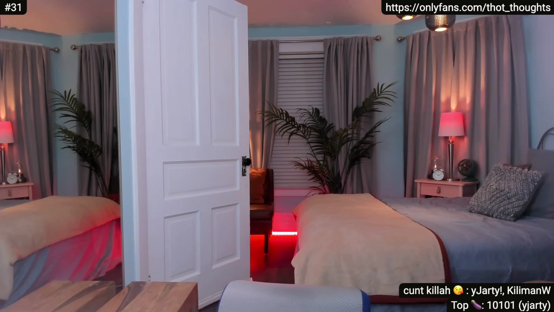 Gallery image thumbnail from Alexis's myfreecams stream on, 12/23/2022, 10:14 image 9 of 20