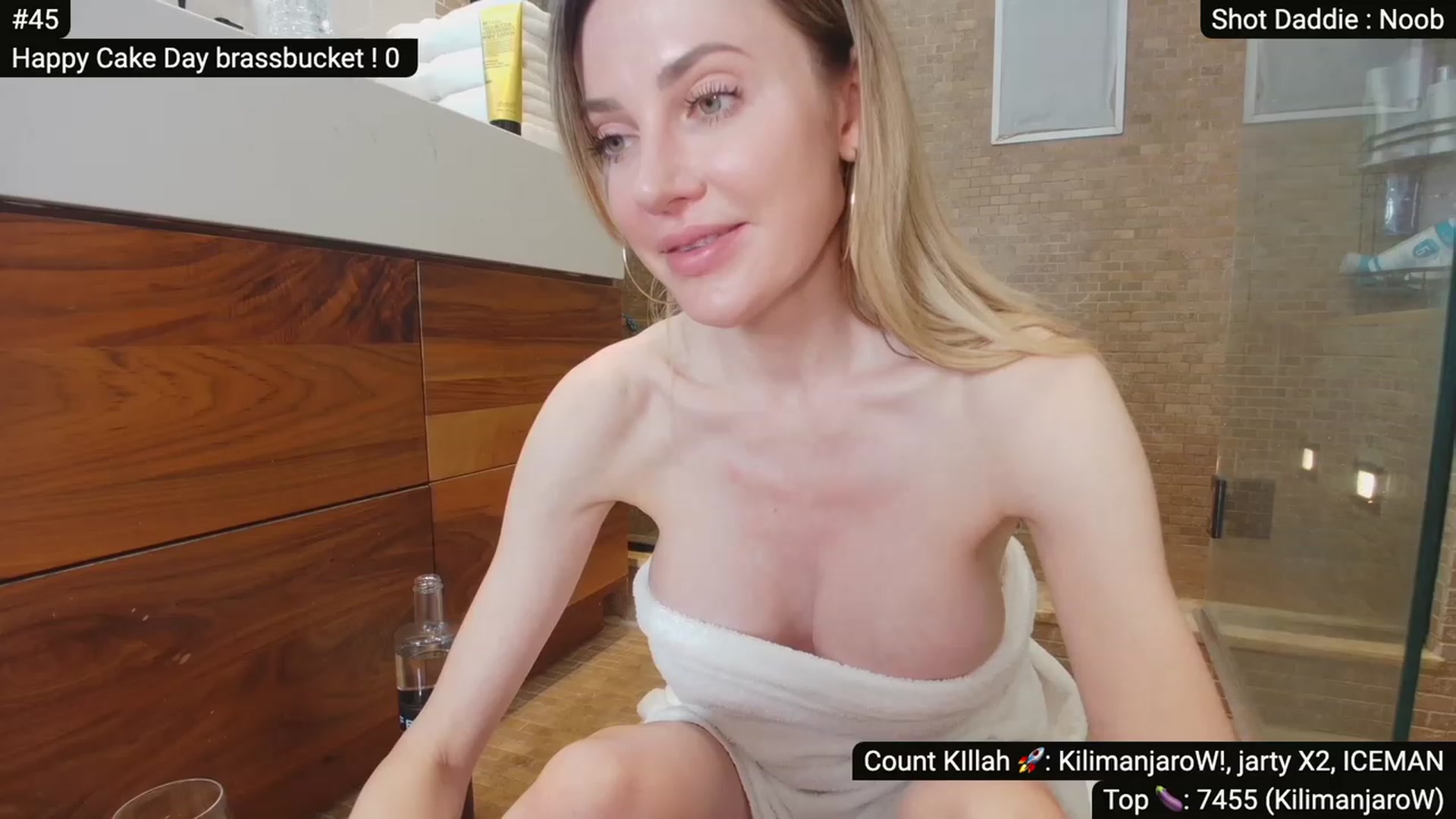 Gallery image thumbnail from Alexis's myfreecams stream on, 02/05/2023, 10:12 image 17 of 20
