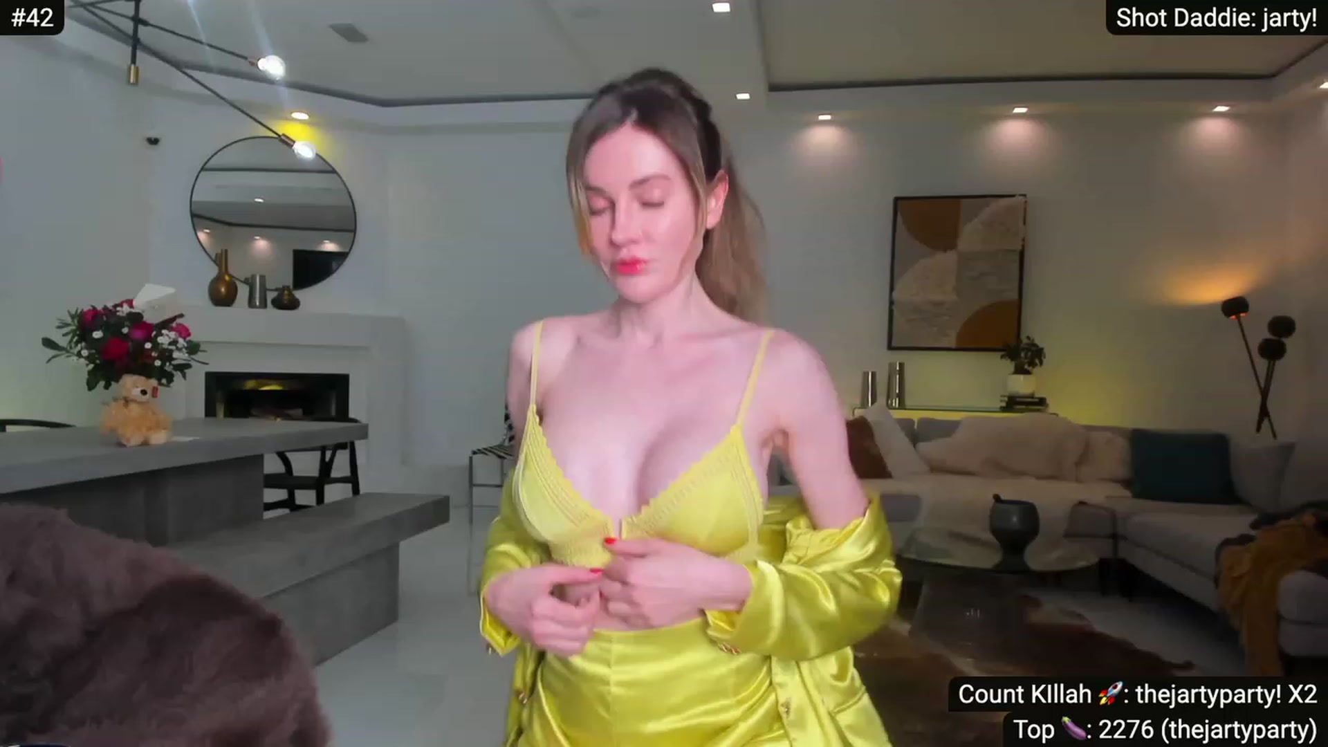 Gallery image thumbnail from Alexis's myfreecams stream on, 02/12/2023, 08:38 image 15 of 20