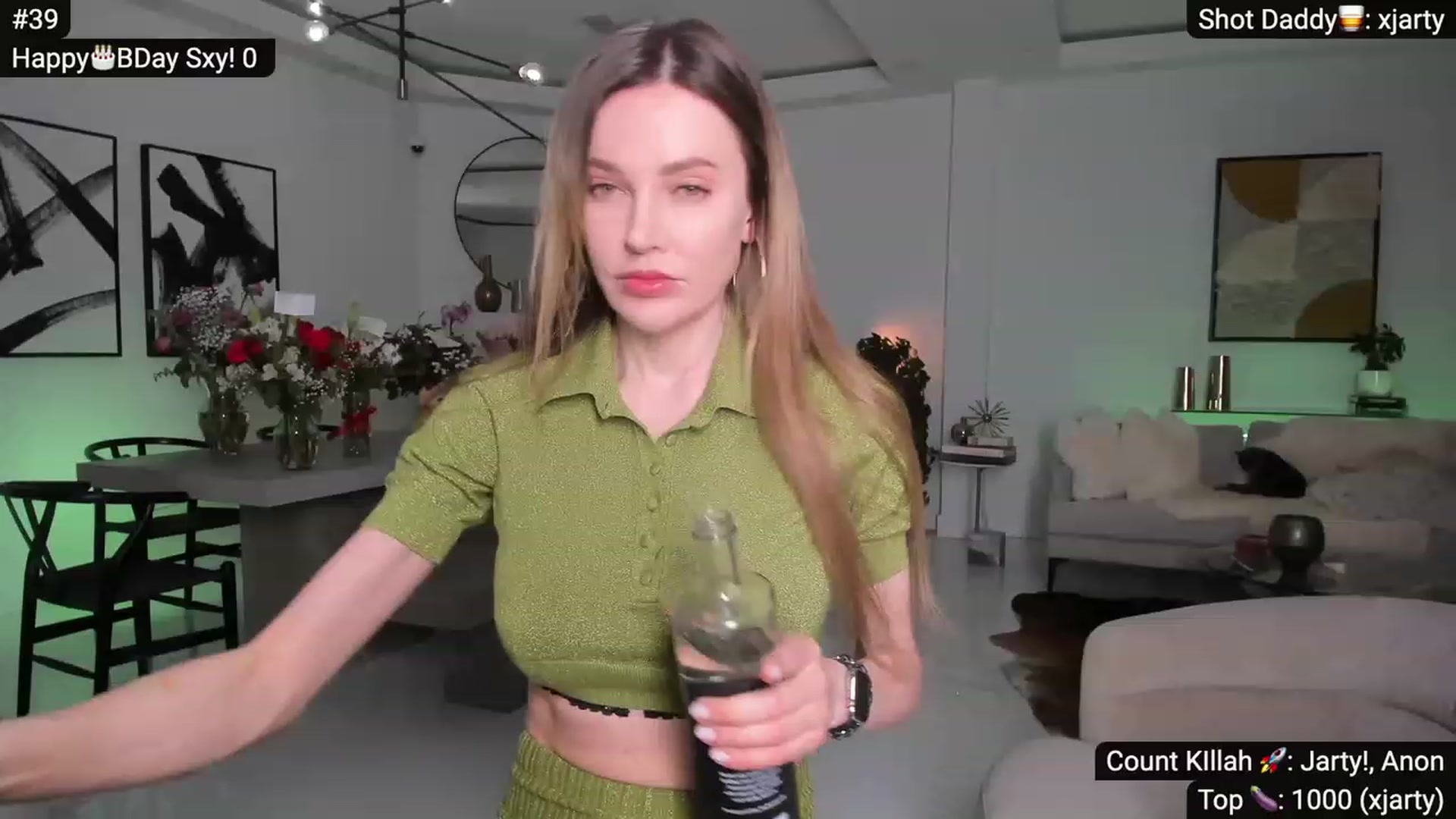 Gallery image thumbnail from Alexis's myfreecams stream on, 02/19/2023, 08:12 image 6 of 20