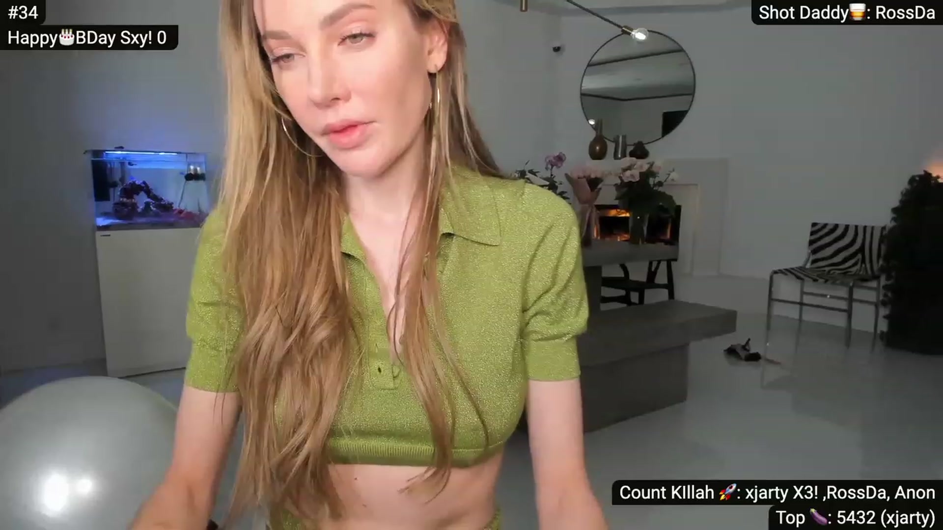 Gallery image thumbnail from Alexis's myfreecams stream on, 02/19/2023, 10:10 image 16 of 20