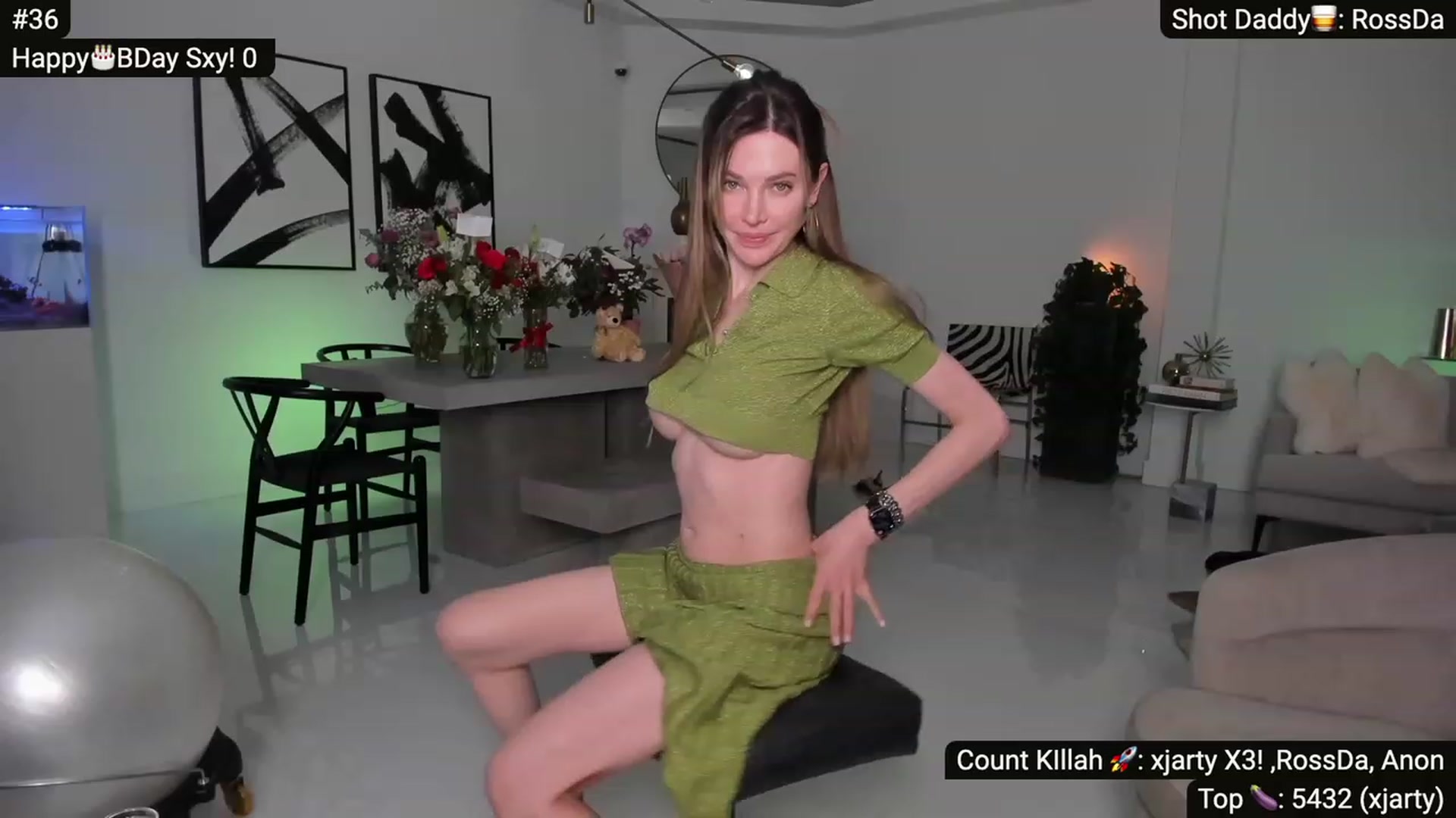 Gallery image thumbnail from Alexis's myfreecams stream on, 02/19/2023, 10:10 image 8 of 20