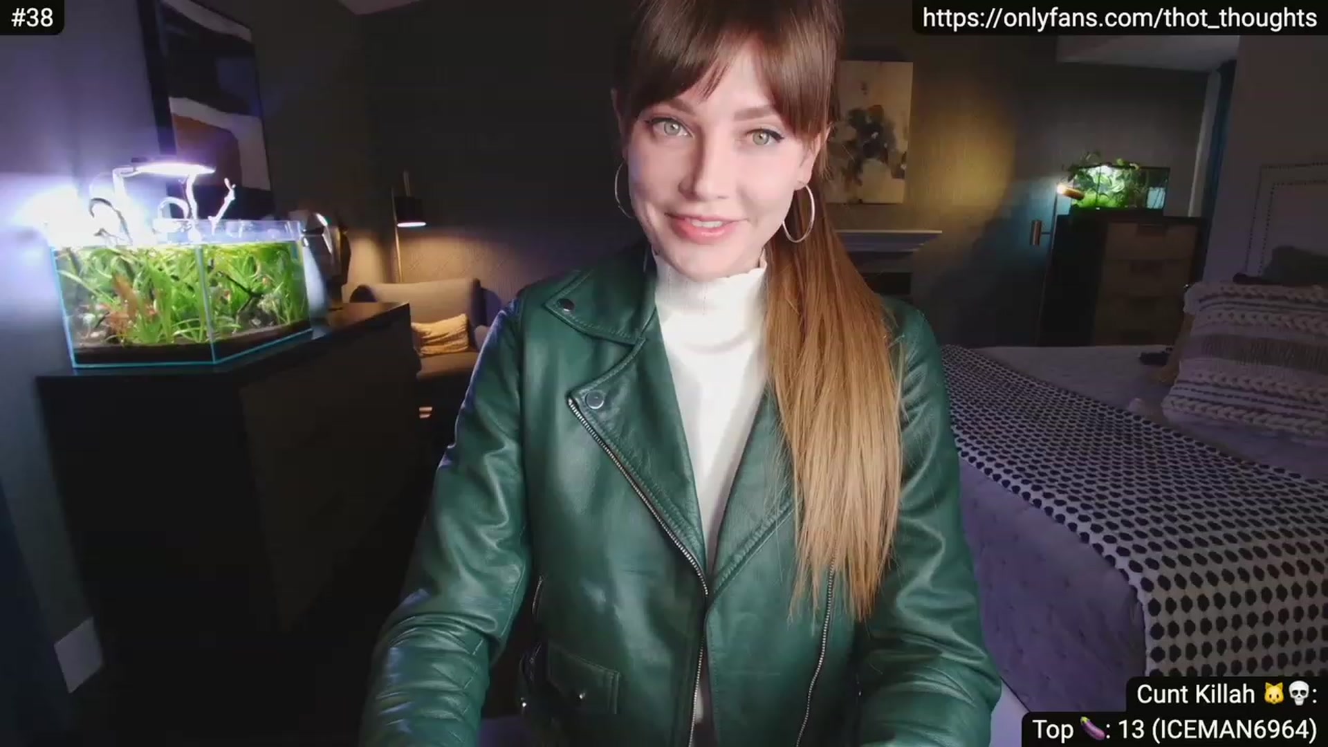 Gallery image thumbnail from Alexis's myfreecams stream on, 04/05/2023, 06:02 image 1 of 20