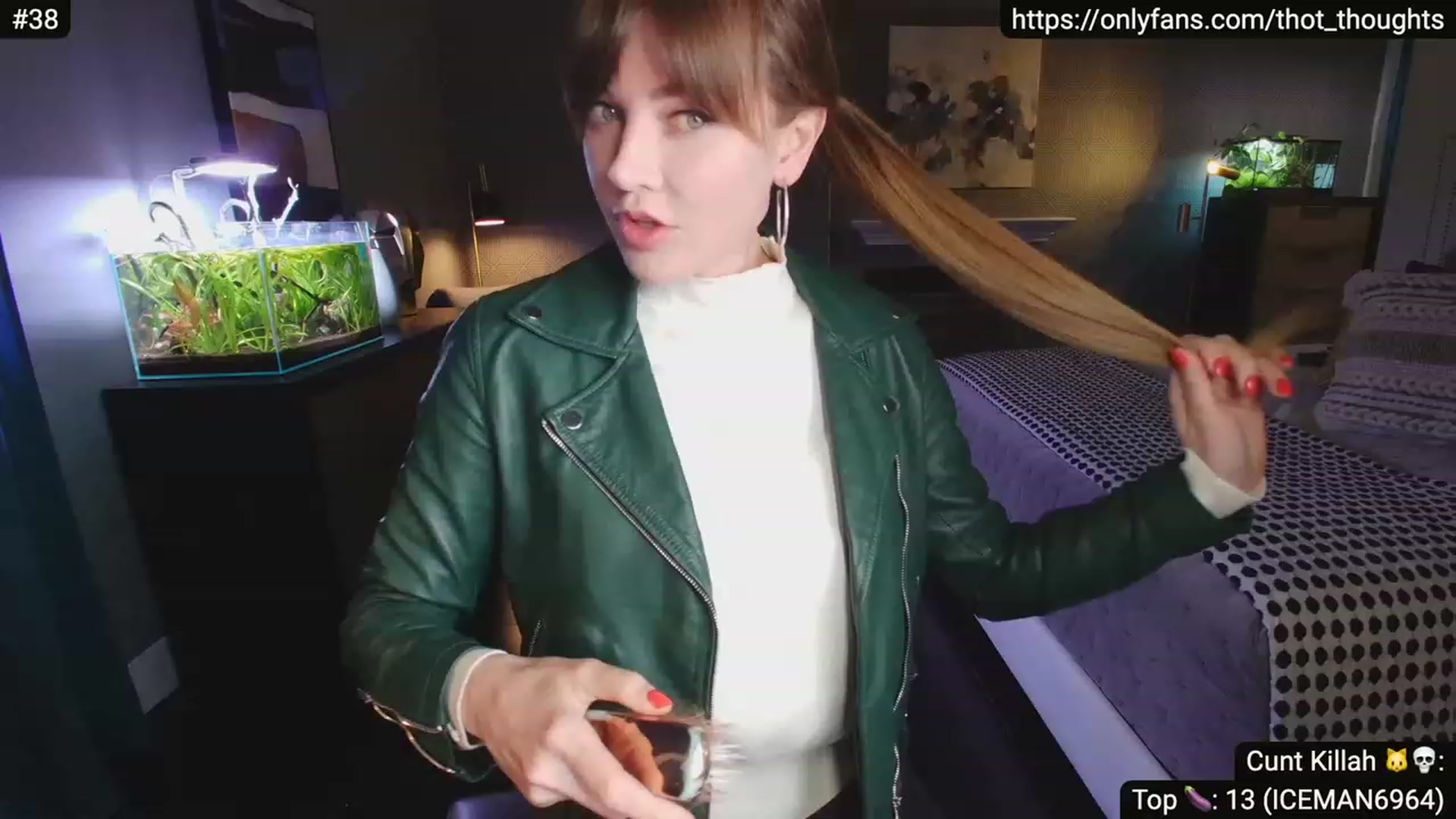 Gallery image thumbnail from Alexis's myfreecams stream on, 04/05/2023, 06:02 image 2 of 20