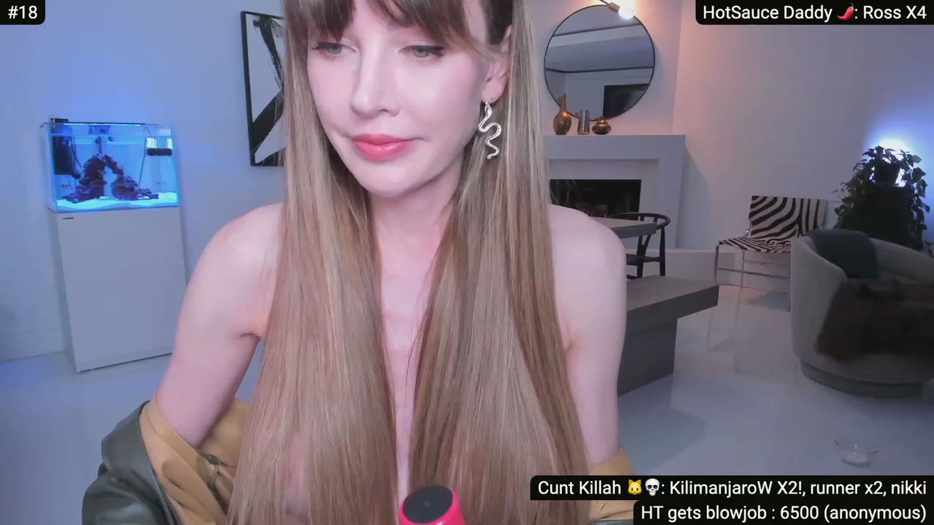 Gallery image thumbnail from Alexis's myfreecams stream on, 04/08/2023, 09:37 image 11 of 20