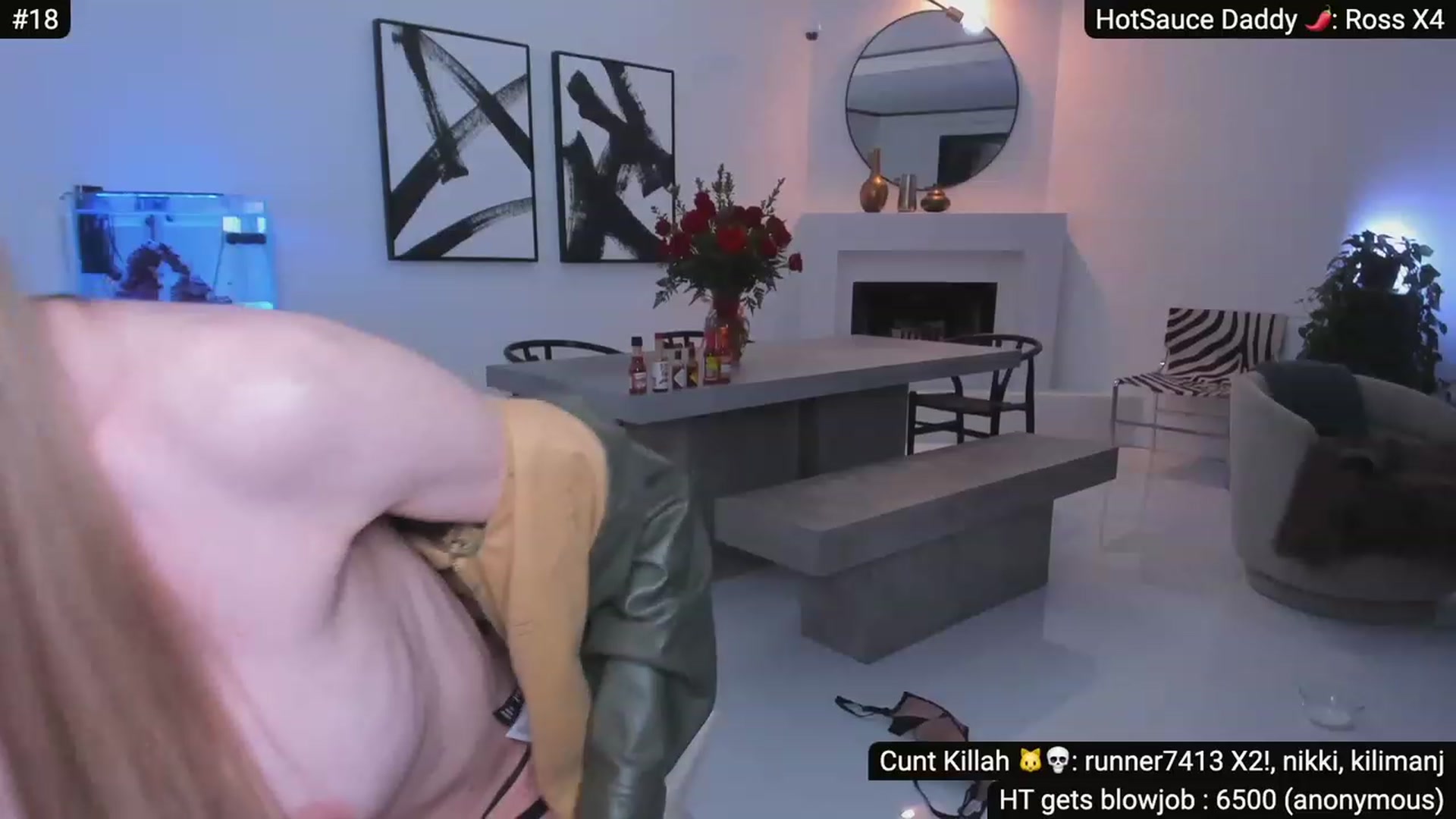 Gallery image thumbnail from Alexis's myfreecams stream on, 04/08/2023, 09:37 image 10 of 20