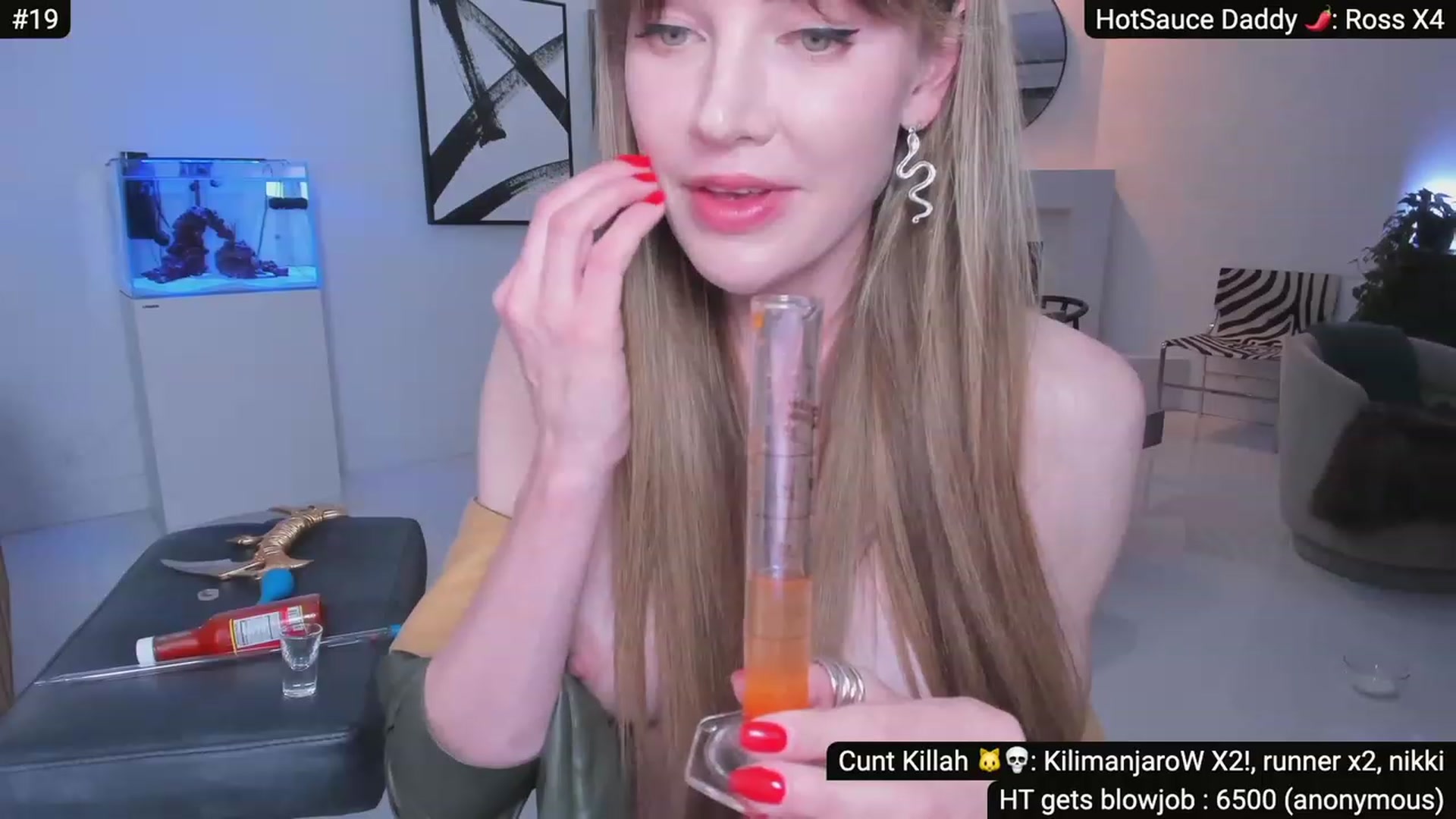 Gallery image thumbnail from Alexis's myfreecams stream on, 04/08/2023, 09:37 image 14 of 20