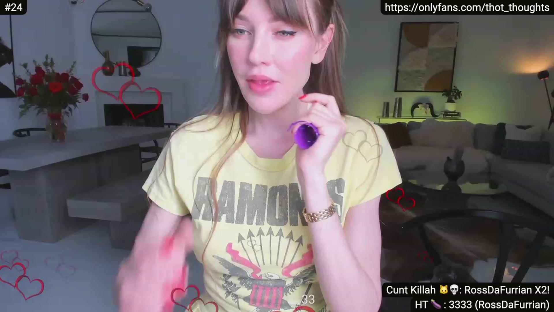 Gallery image thumbnail from Alexis's myfreecams stream on, 04/10/2023, 06:45 image 10 of 20
