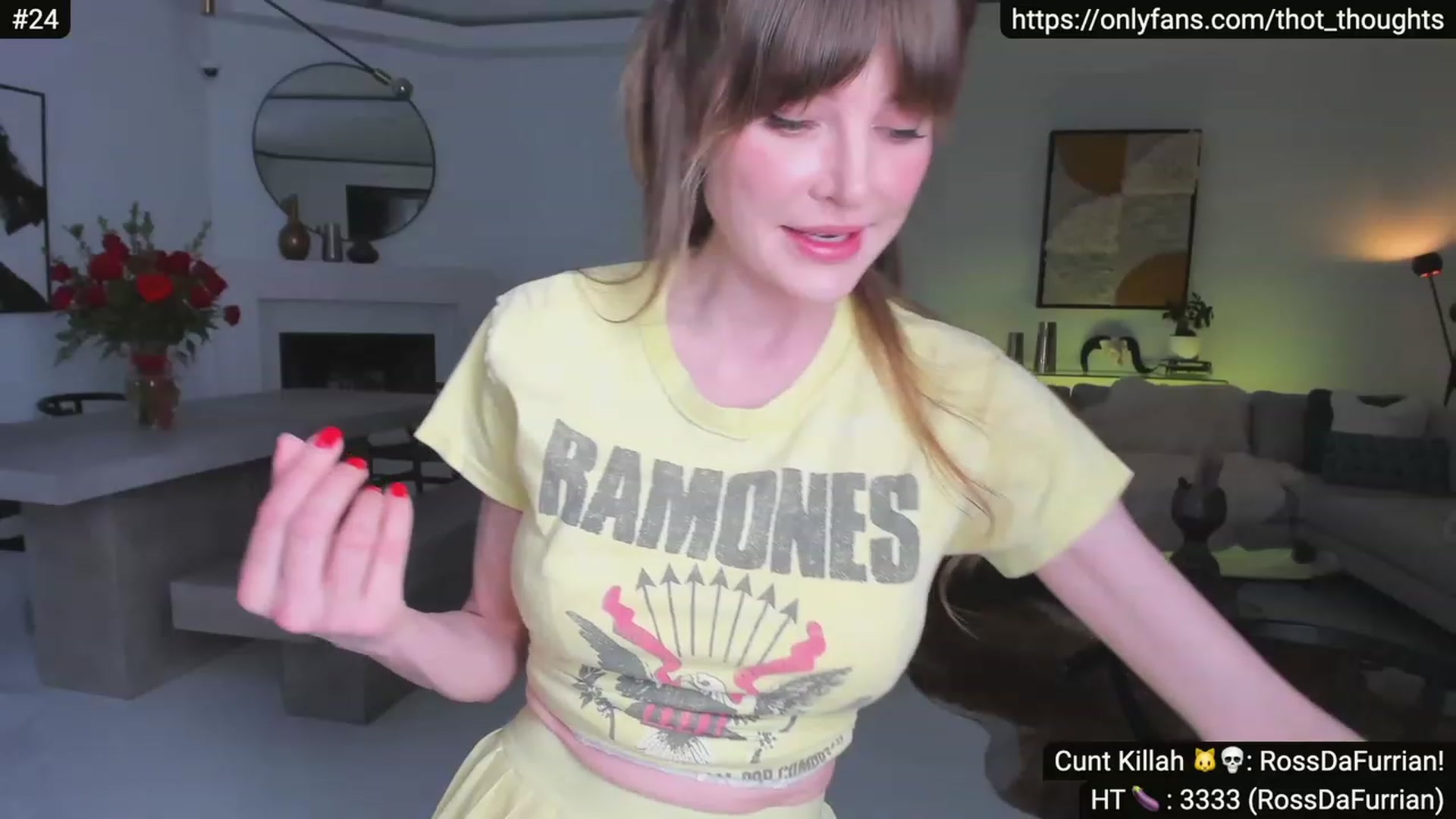 Gallery image thumbnail from Alexis's myfreecams stream on, 04/10/2023, 06:45 image 6 of 20