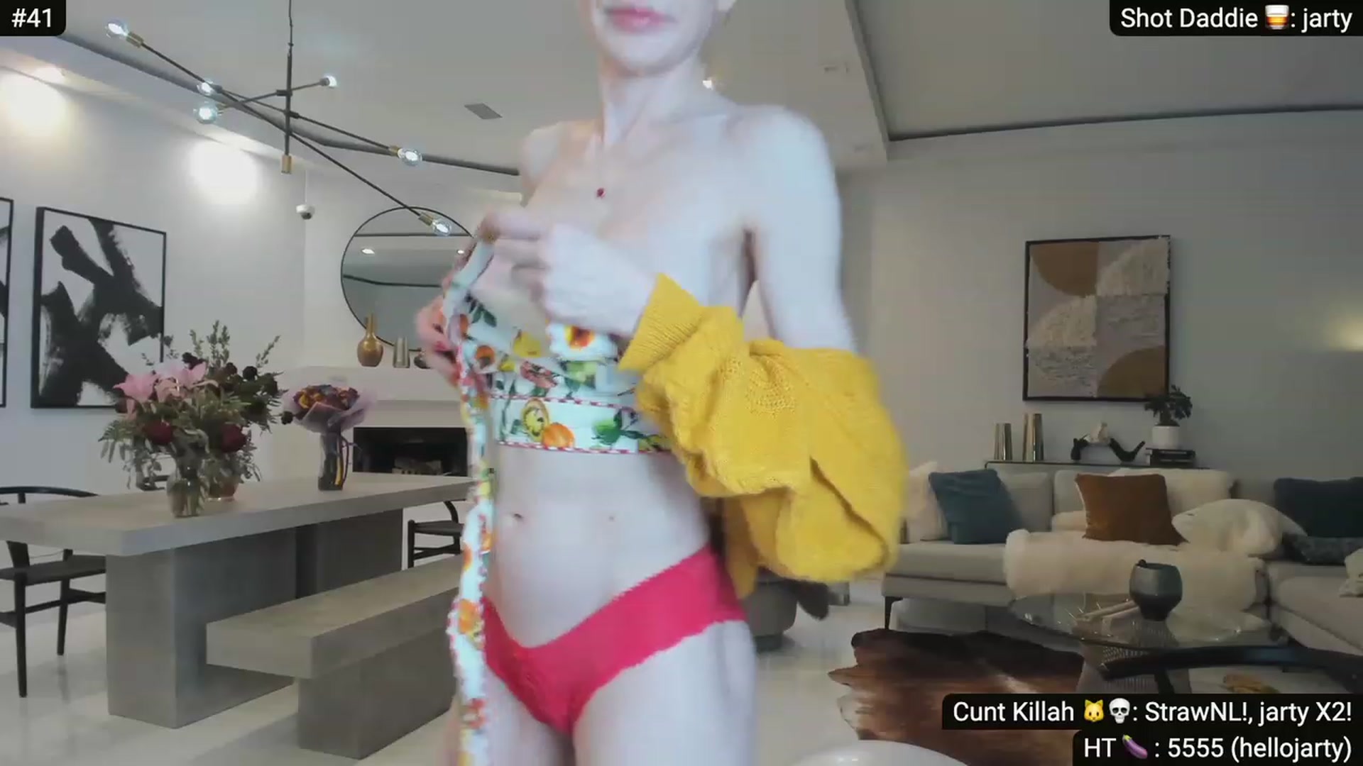 Gallery image thumbnail from Alexis's myfreecams stream on, 04/23/2023, 07:37 image 8 of 20
