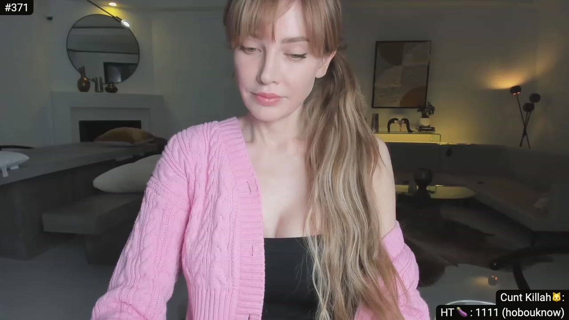 Gallery image thumbnail from Alexis's myfreecams stream on, 05/06/2023, 09:03 image 3 of 20