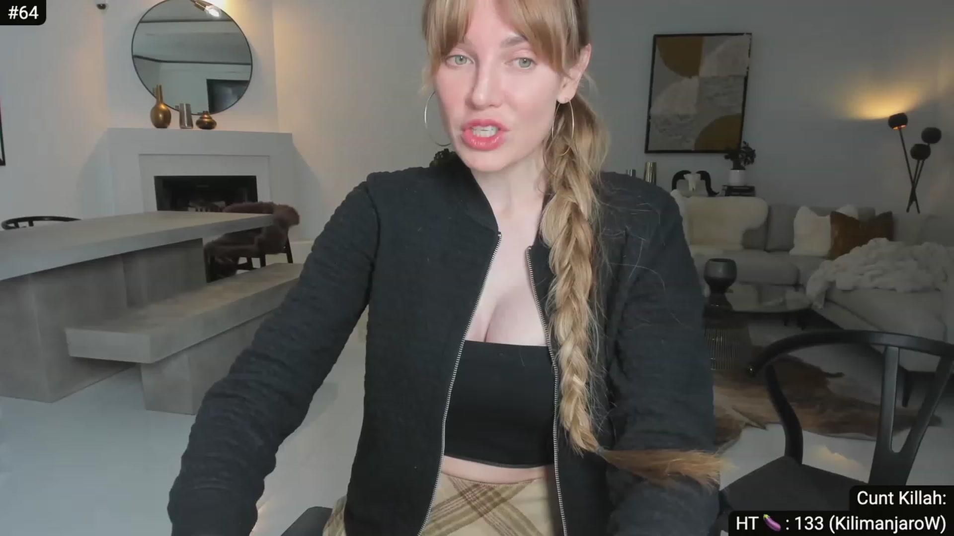 Gallery image thumbnail from Alexis's myfreecams stream on, 05/08/2023, 07:47 image 4 of 20