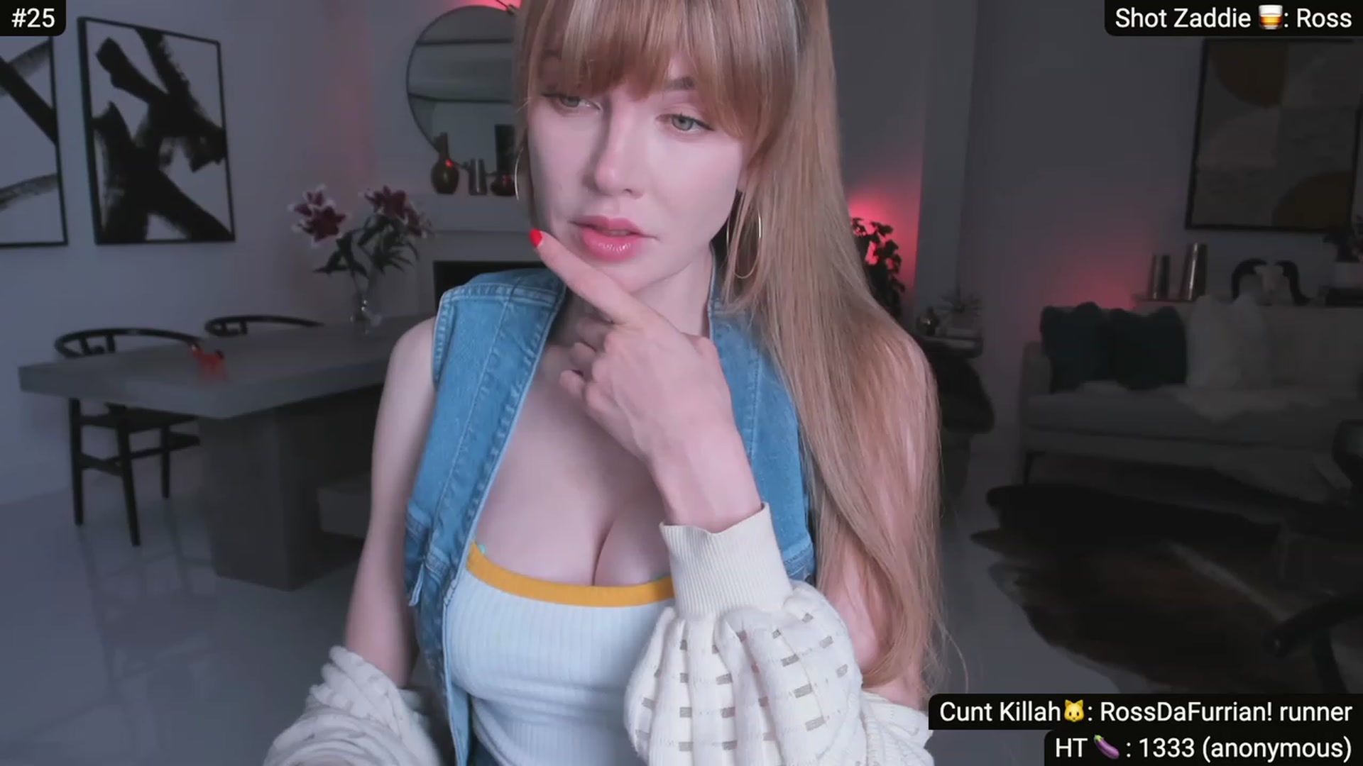 Gallery image thumbnail from Alexis's myfreecams stream on, 05/20/2023, 08:39 image 3 of 20