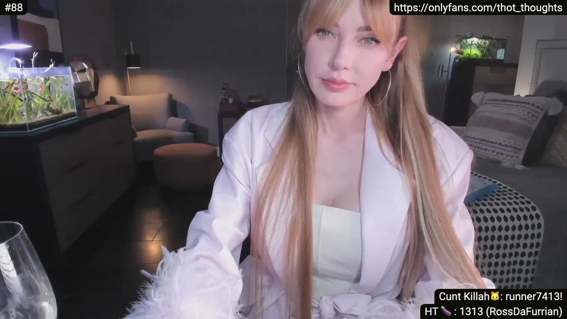 Gallery image thumbnail from Alexis's myfreecams stream on, 06/10/2023, 07:35 image 5 of 20
