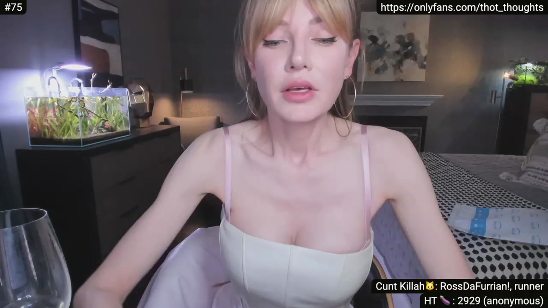 Gallery image thumbnail from Alexis's myfreecams stream on, 06/10/2023, 07:35 image 13 of 20