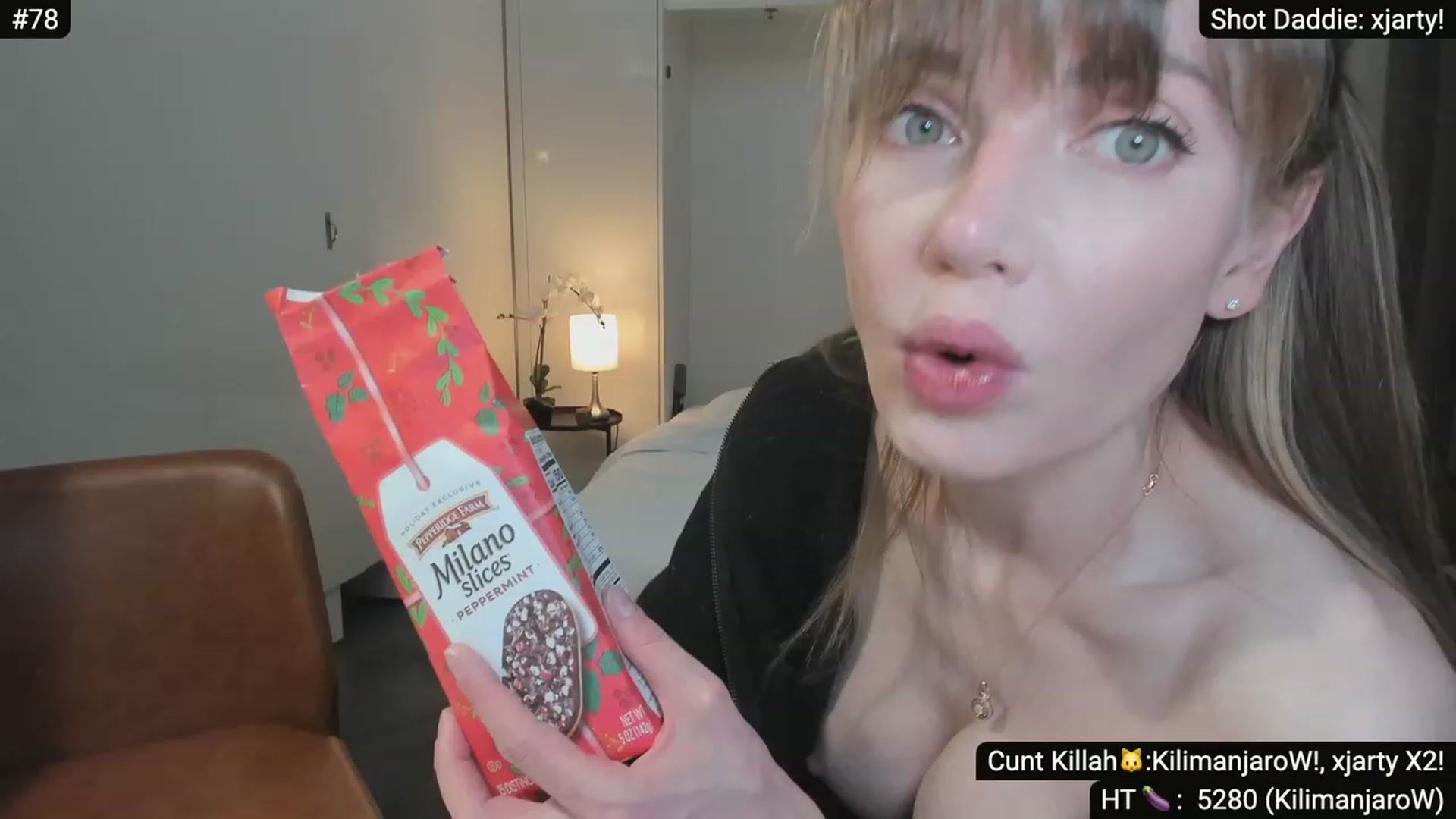 Gallery image thumbnail from Alexis's myfreecams stream on, 11/16/2023, 08:26 image 11 of 20