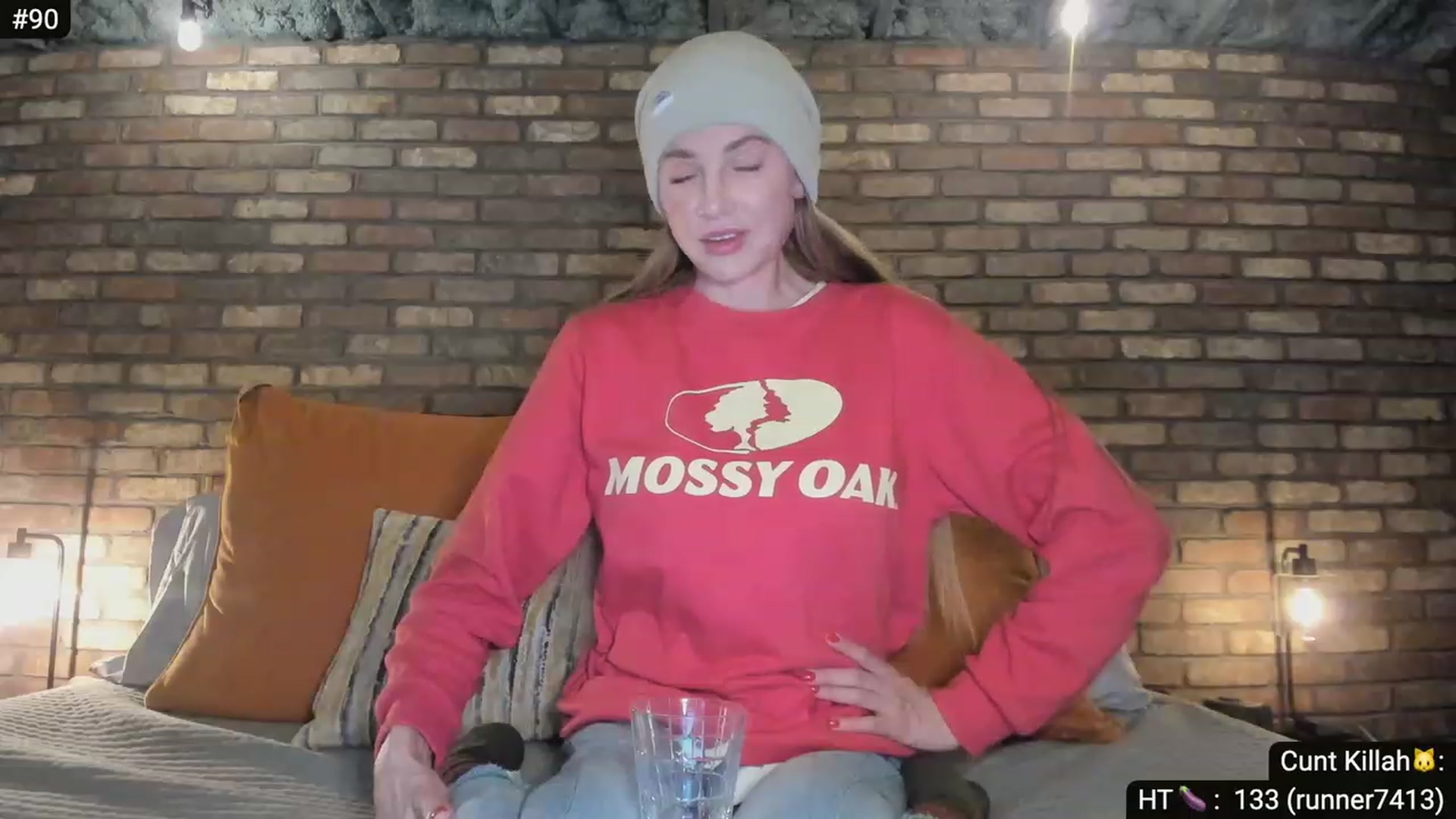 Gallery image thumbnail from Alexis's myfreecams stream on, 12/07/2023, 08:10 image 6 of 20