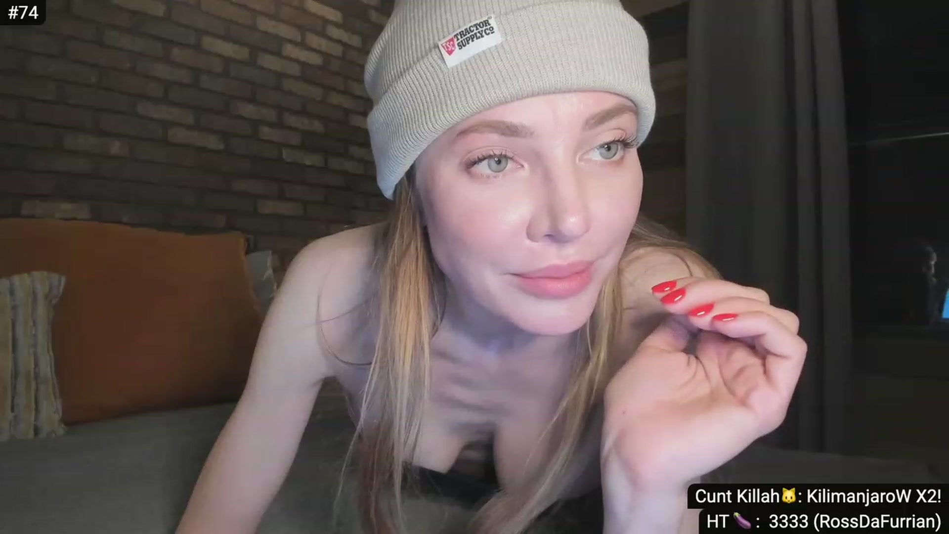 Gallery image thumbnail from Alexis's myfreecams stream on, 12/07/2023, 08:10 image 17 of 20