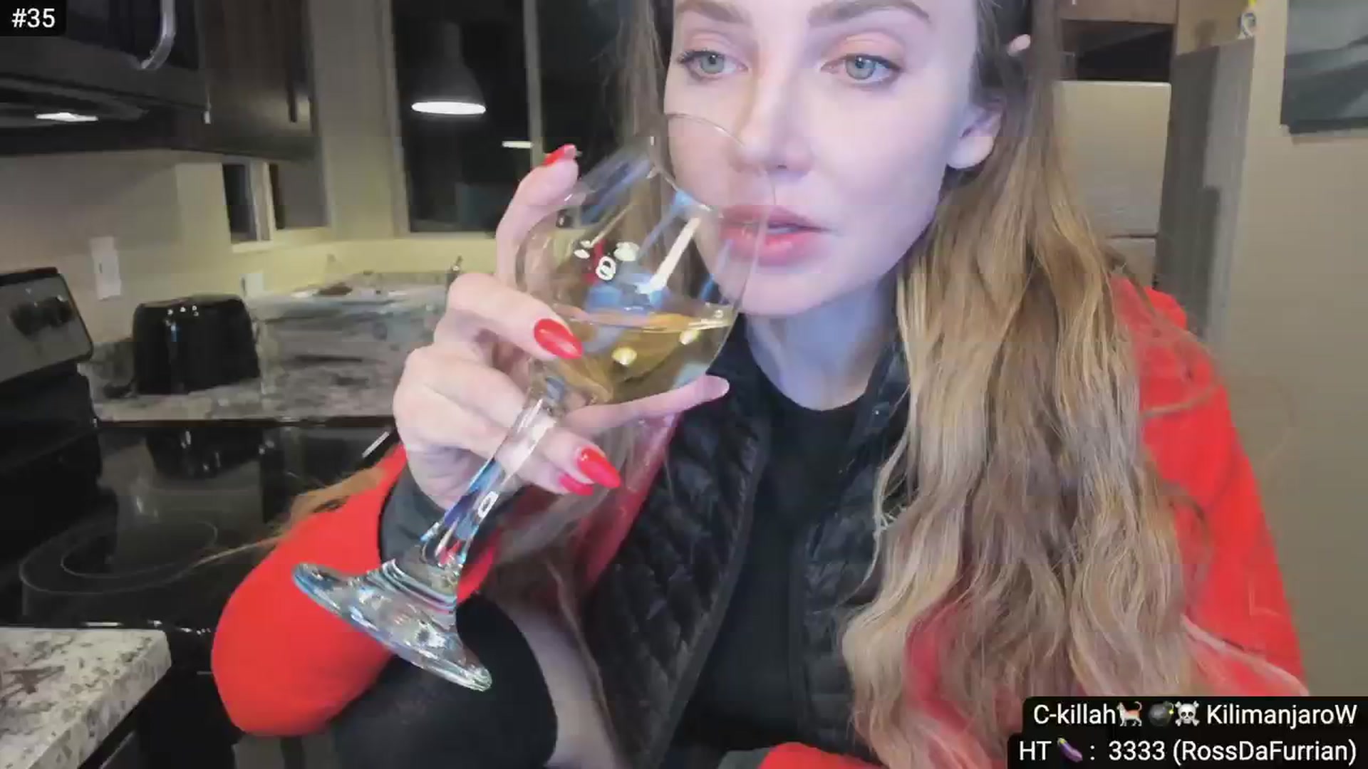Gallery image thumbnail from Alexis's myfreecams stream on, 03/06/2024, 08:16 image 2 of 20