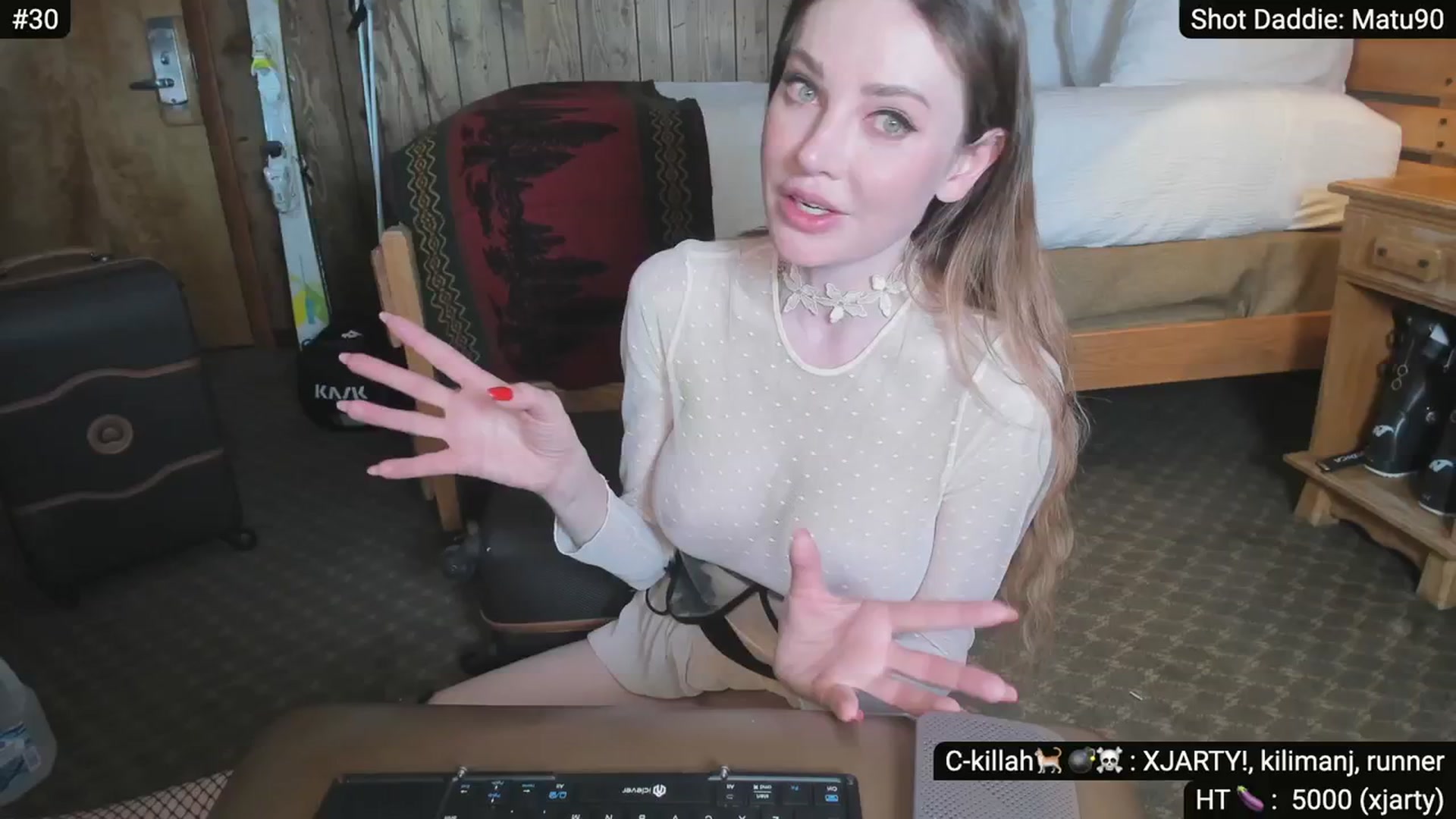 Gallery image thumbnail from Alexis's myfreecams stream on, 03/10/2024, 09:38 image 2 of 20