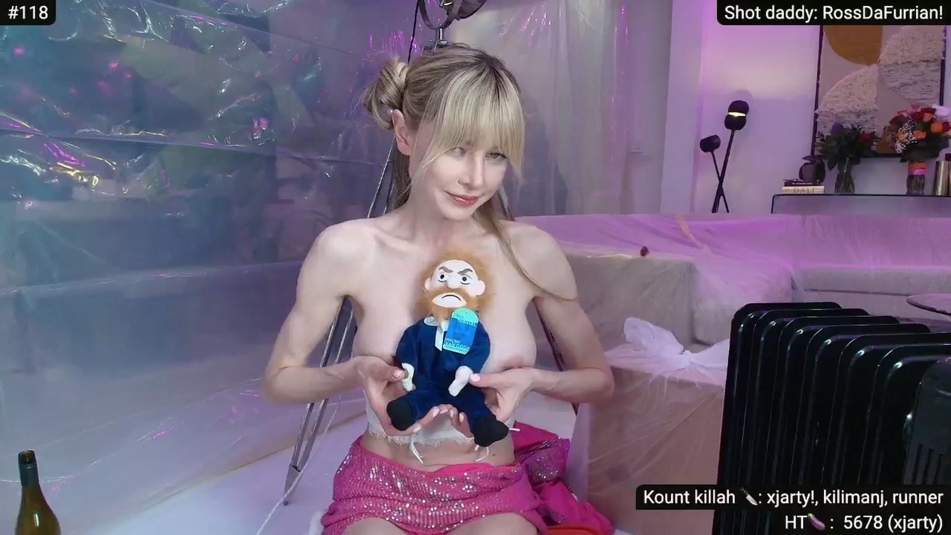 Gallery image thumbnail from Alexis's myfreecams stream on, 02/15/2025, 10:28 image 12 of 20